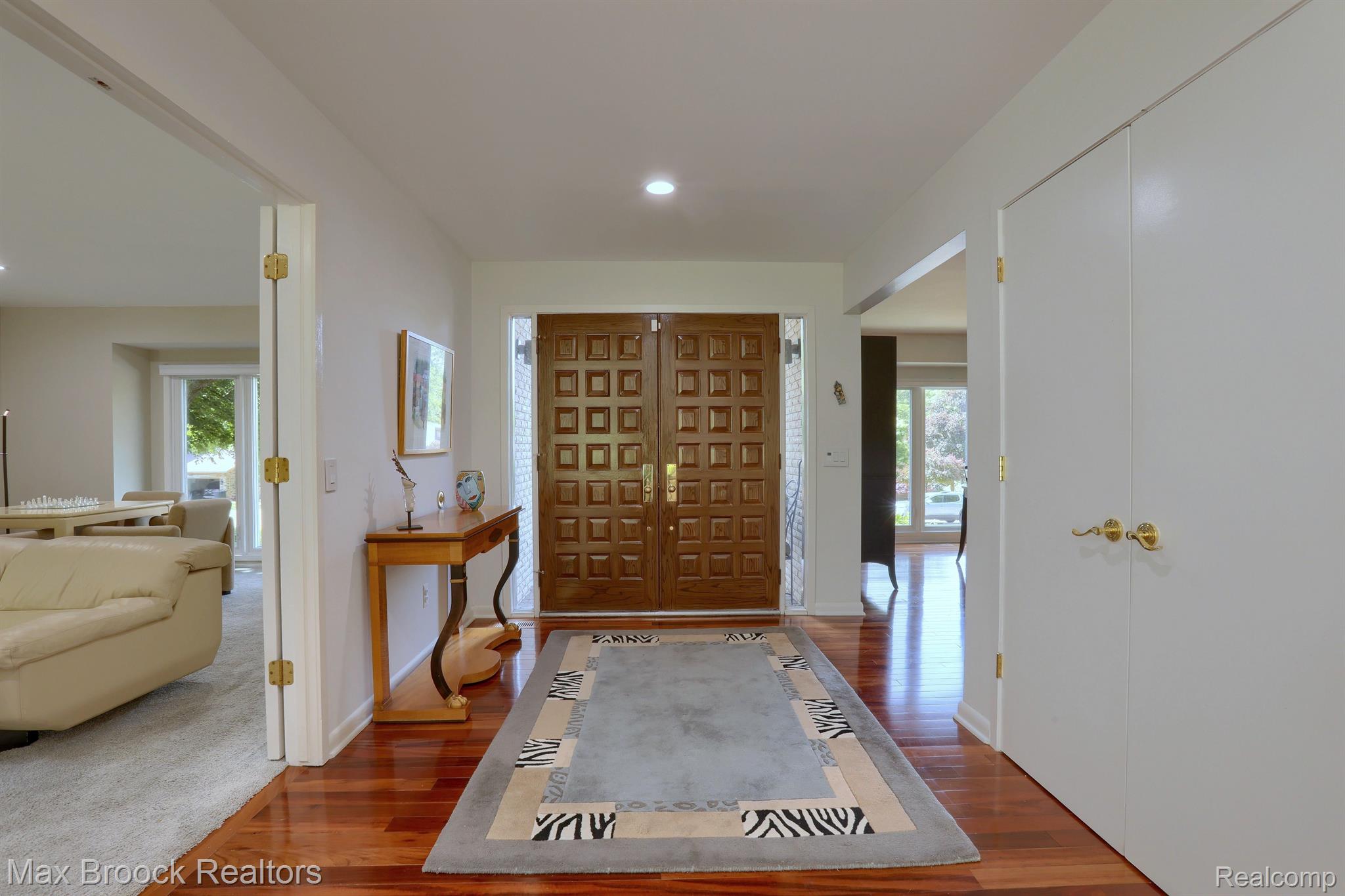 4530 WALDEN Drive