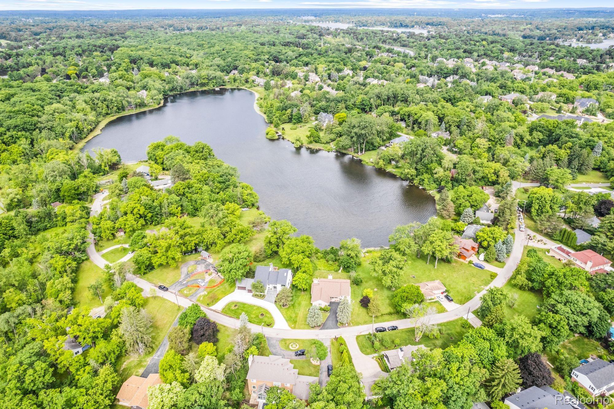 4926 LOCKHART Street