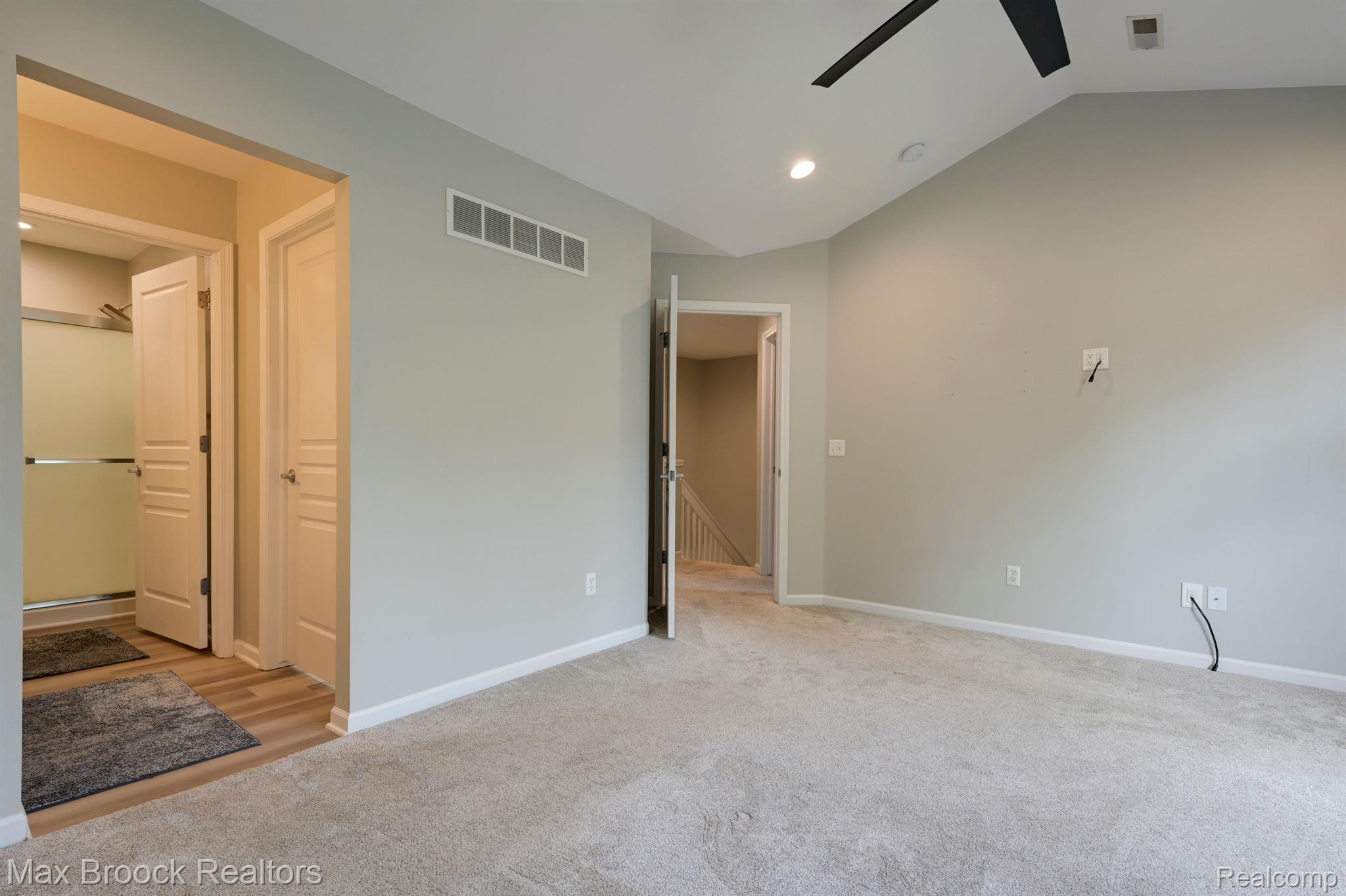 8214 SPRINGDALE Drive