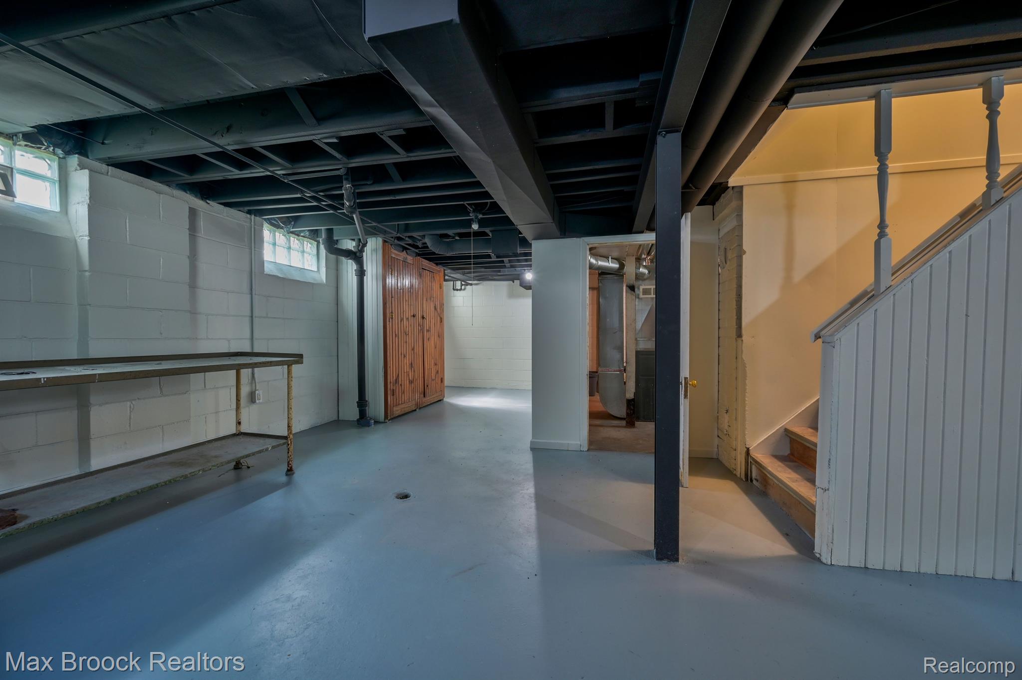 224 W BENNETT Avenue
