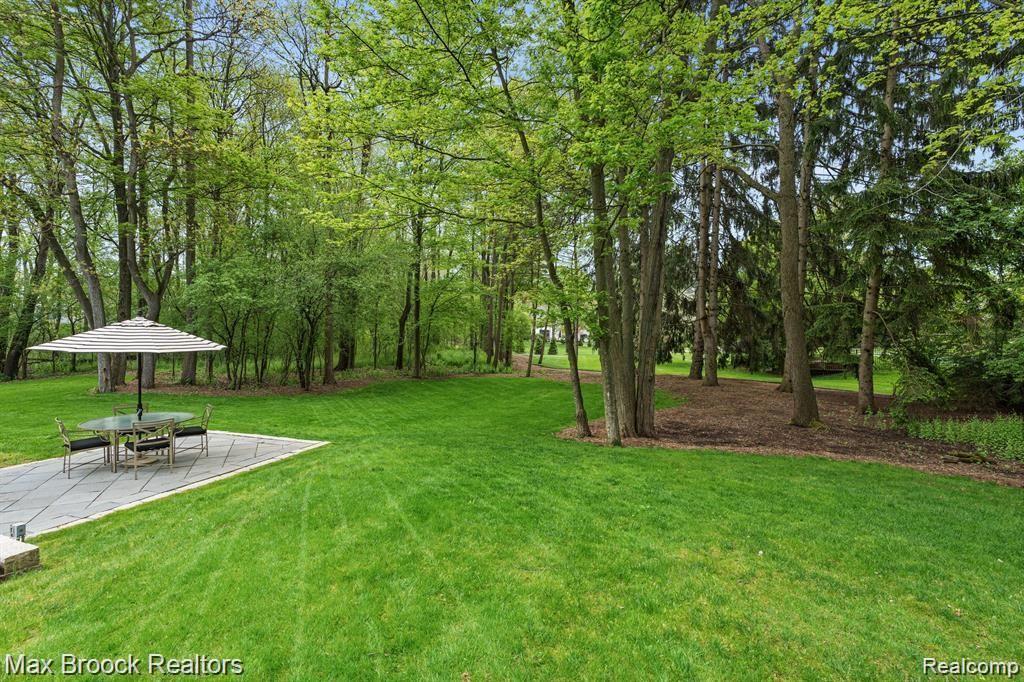 139 MANORWOOD Drive