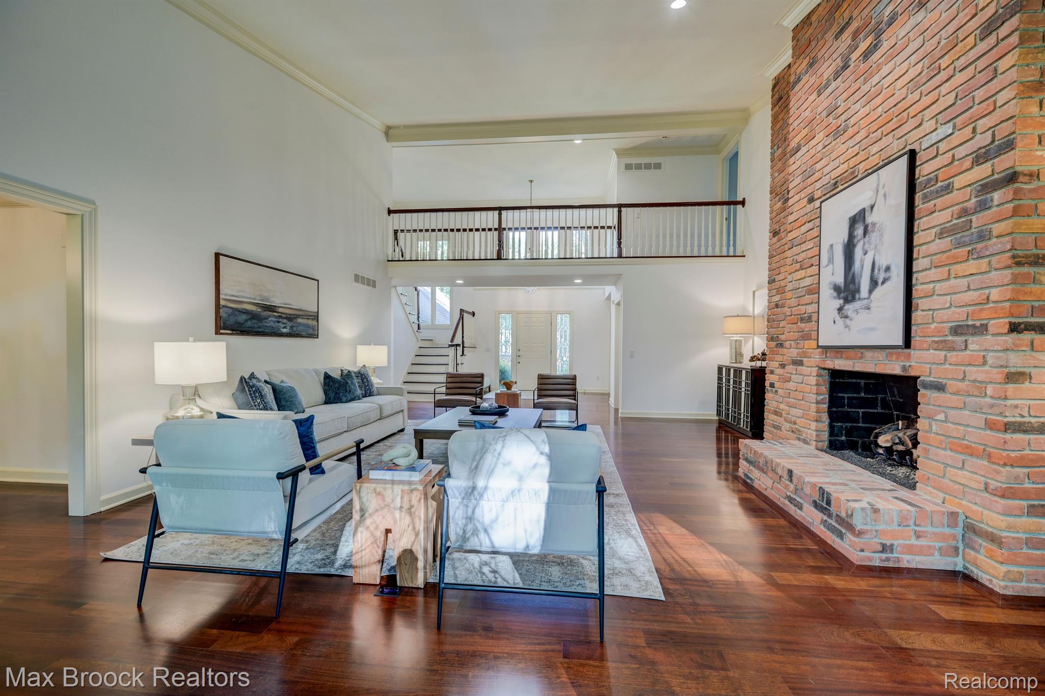139 MANORWOOD Drive