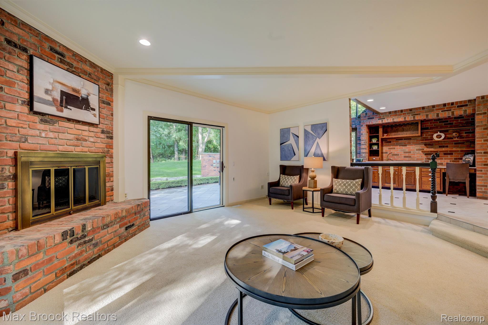 139 MANORWOOD Drive