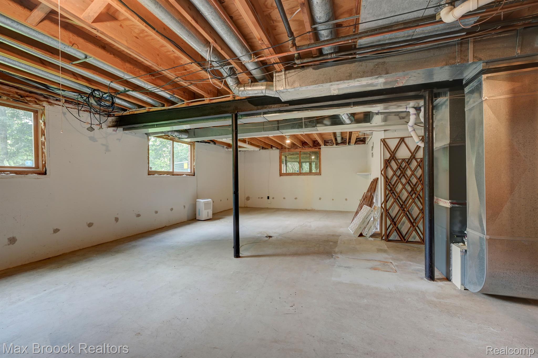 139 MANORWOOD Drive