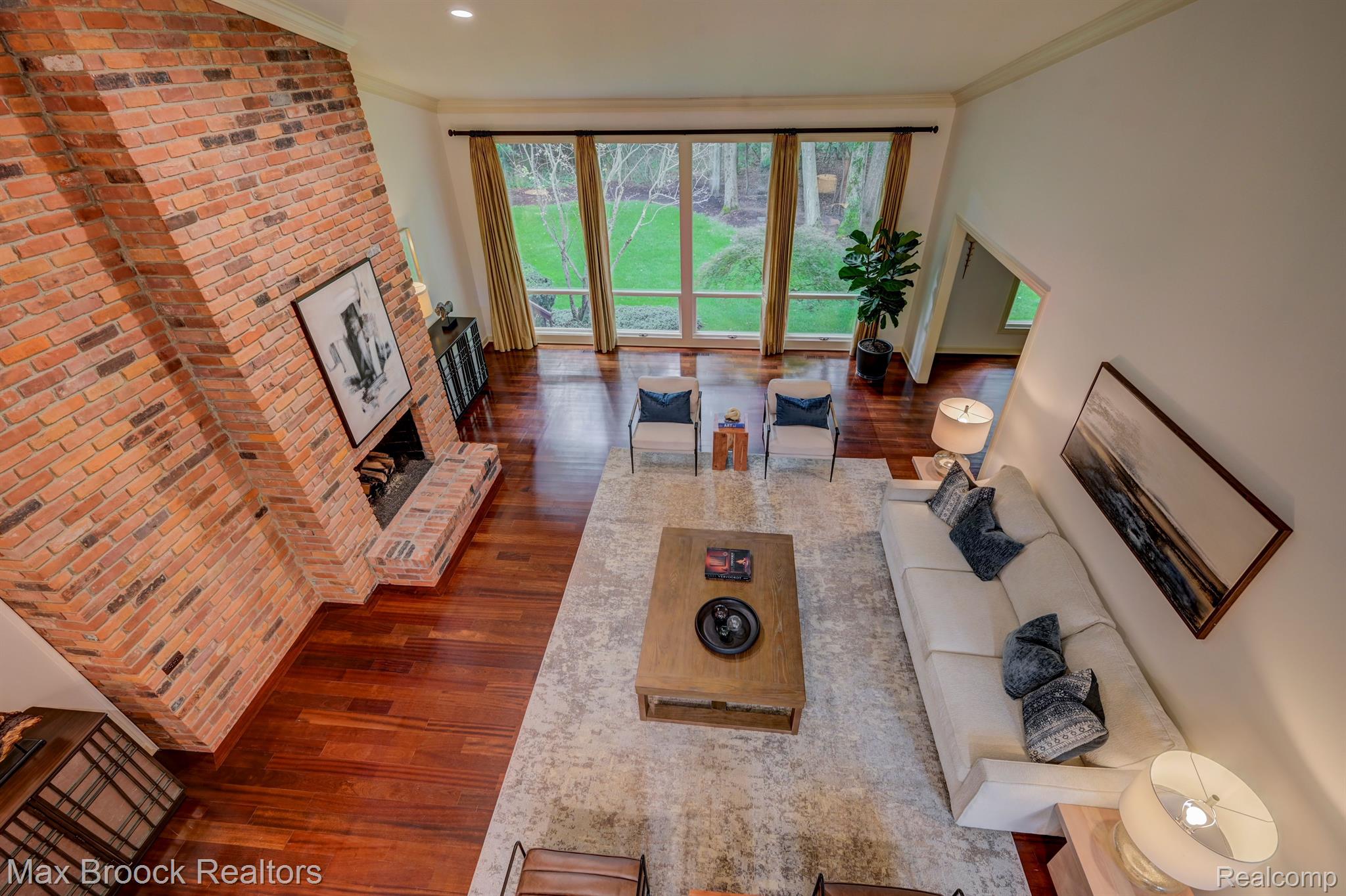 139 MANORWOOD Drive