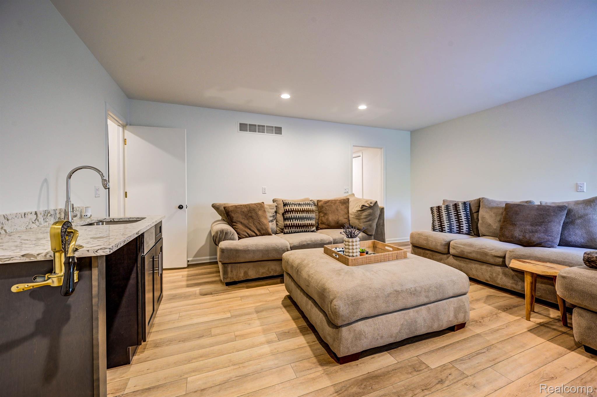 3632 PHEASANT Run
