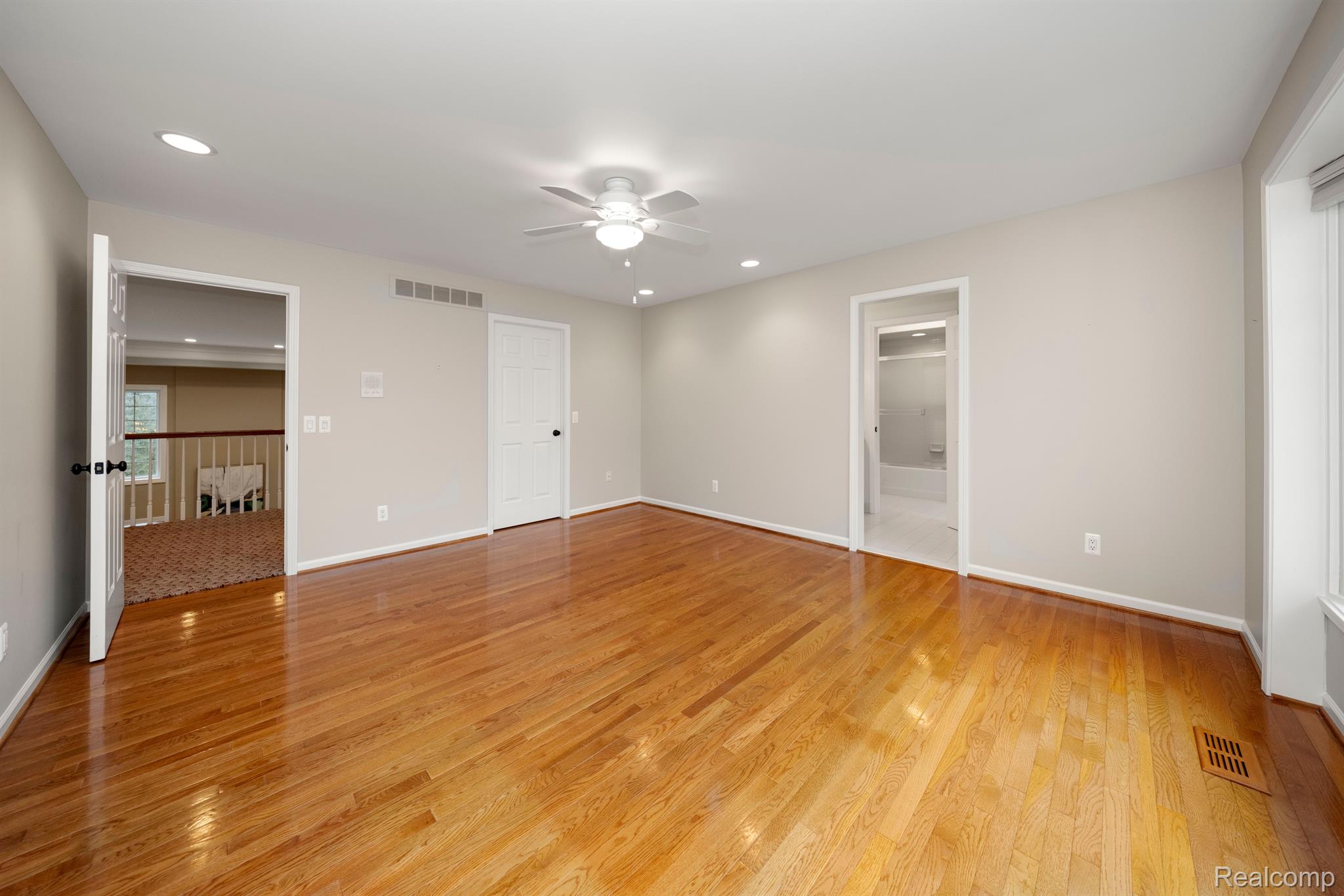 7285 HIDDENBROOK Lane