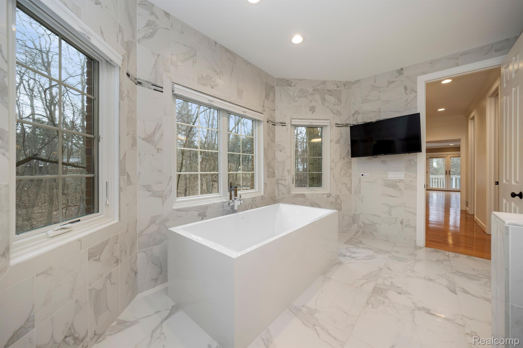 7285 HIDDENBROOK Lane