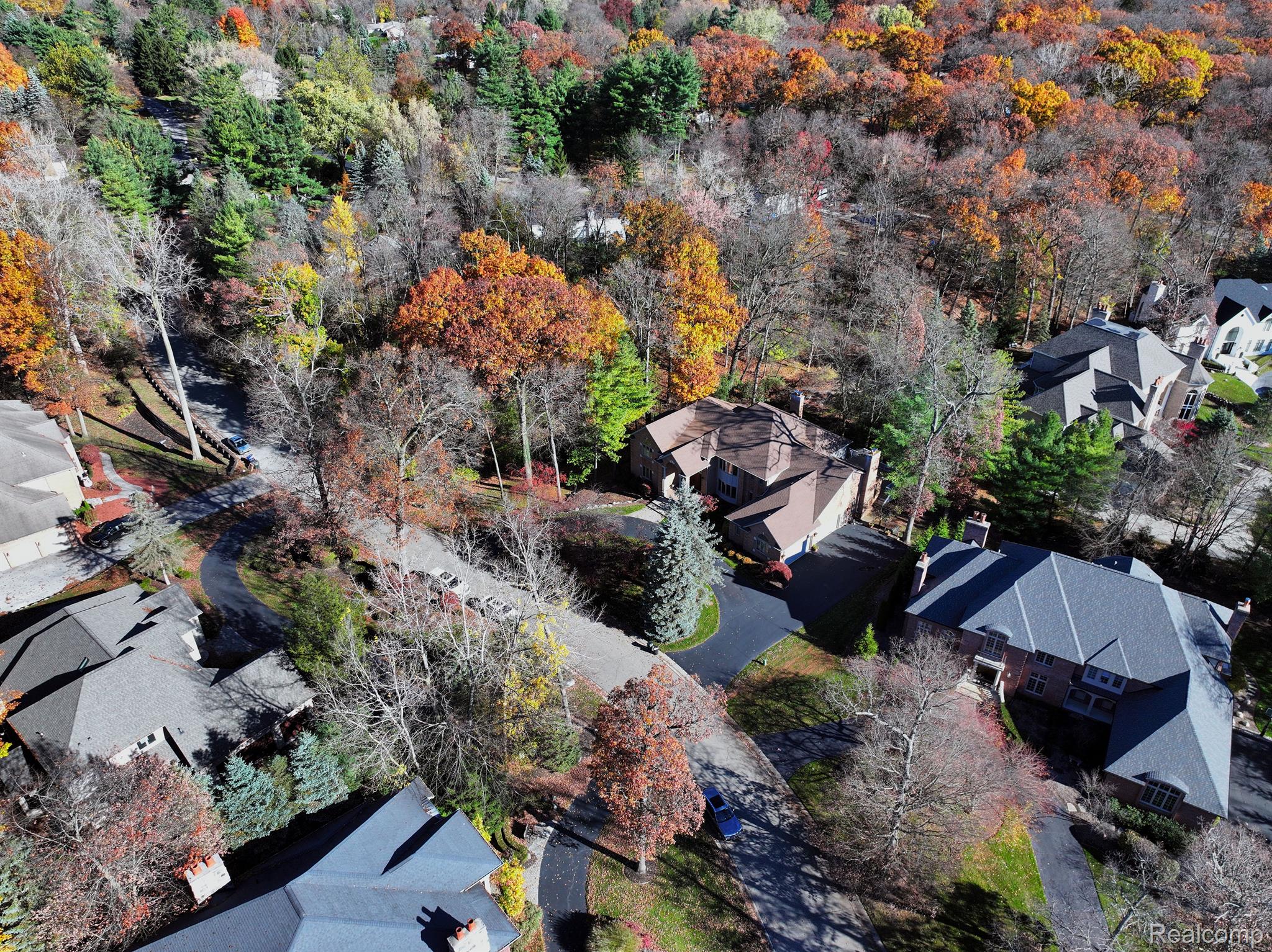 7285 HIDDENBROOK Lane