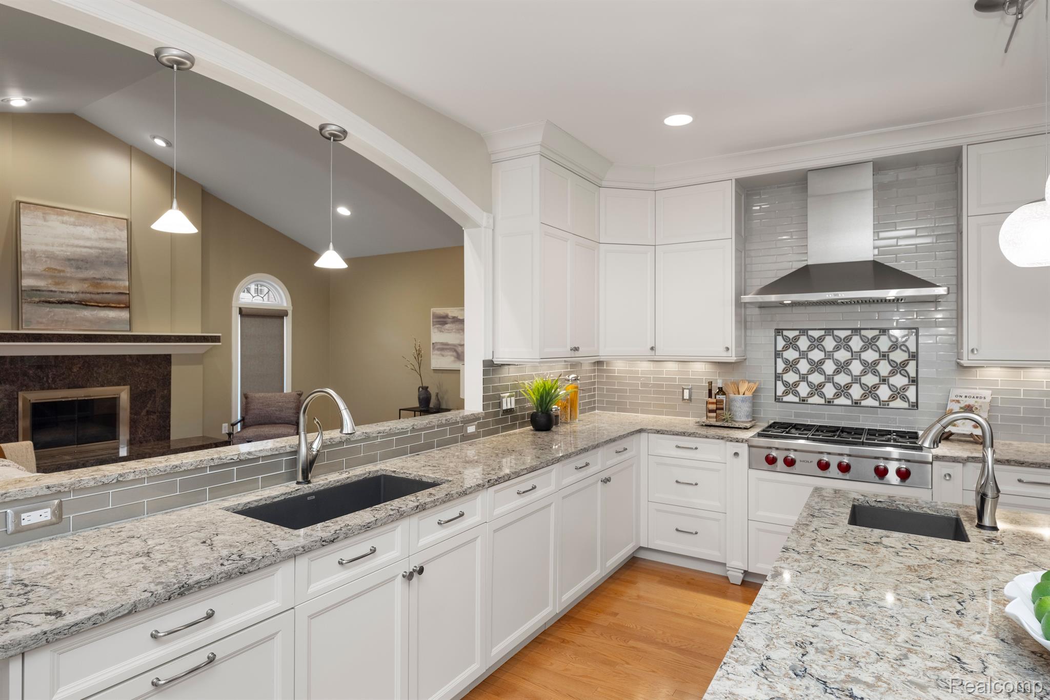 7285 HIDDENBROOK Lane
