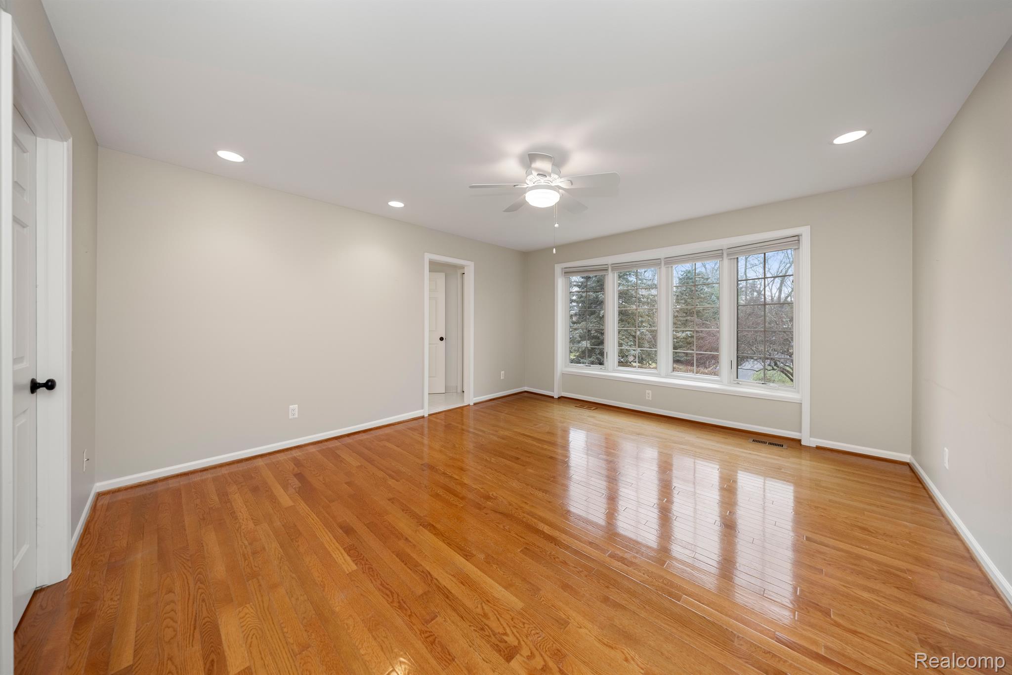 7285 HIDDENBROOK Lane