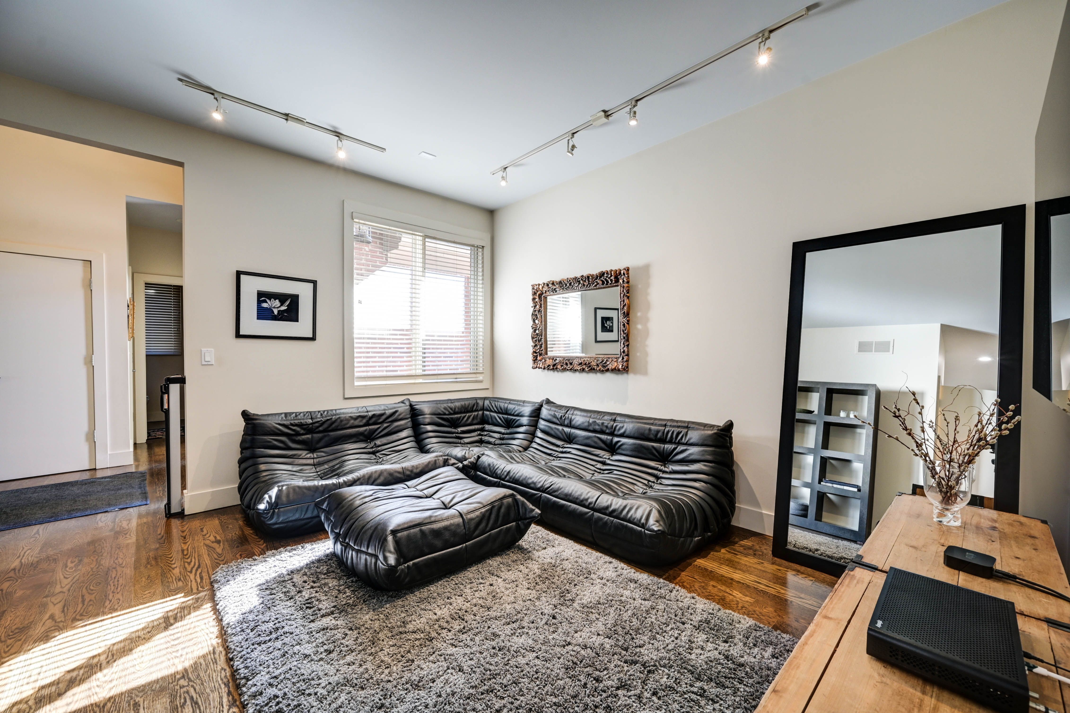 5613 PEMBROOKE