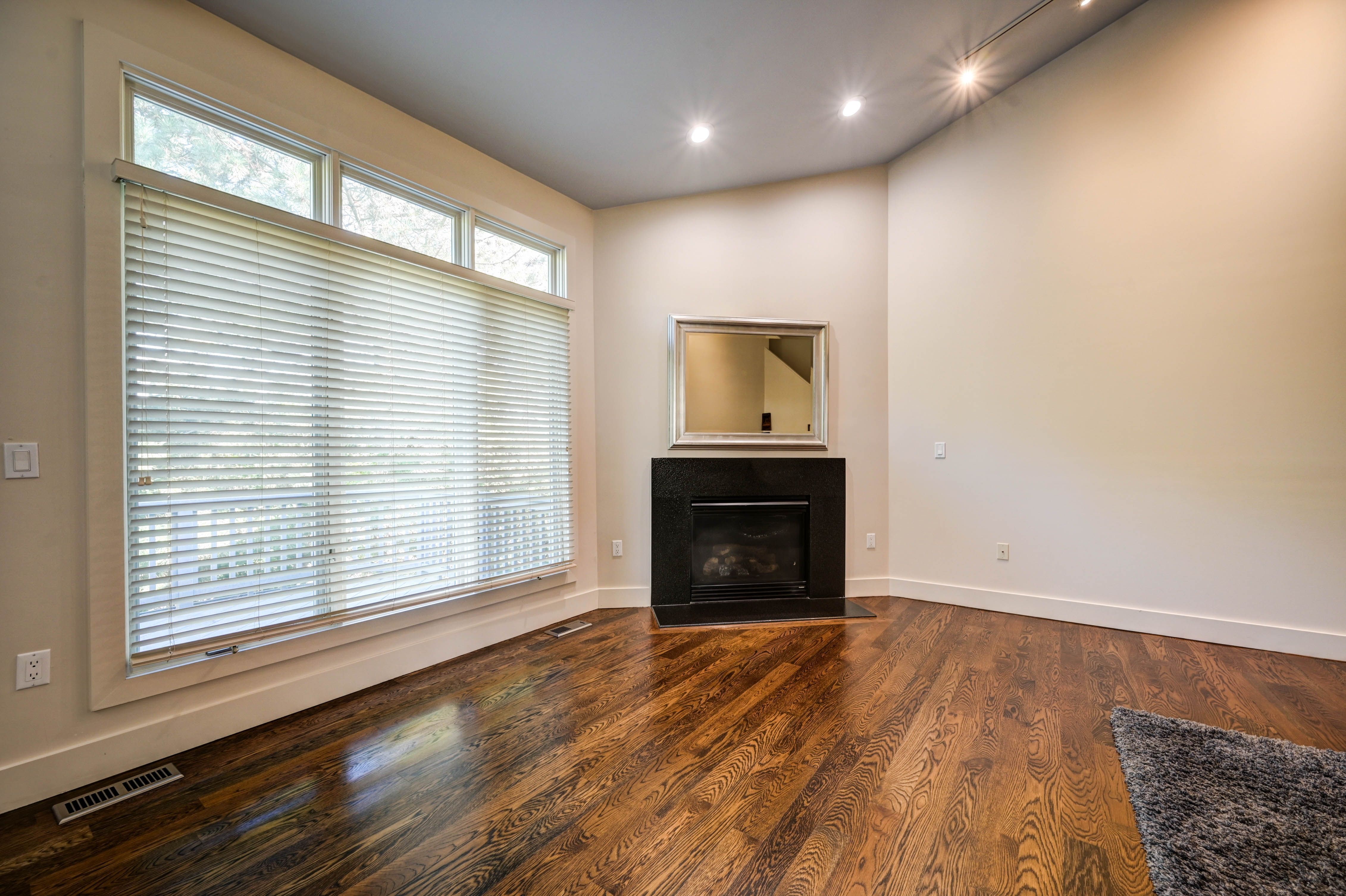 5613 PEMBROOKE