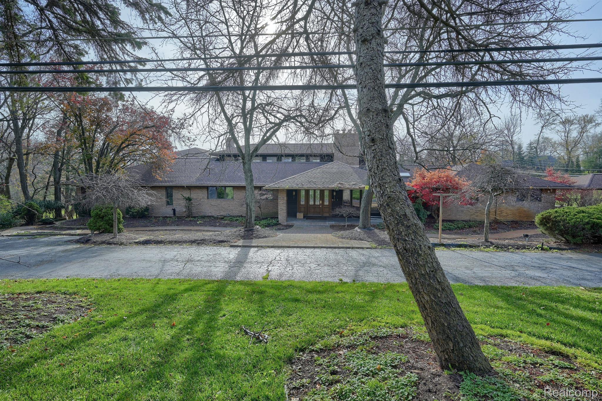 32781 W Eleven Mile Road