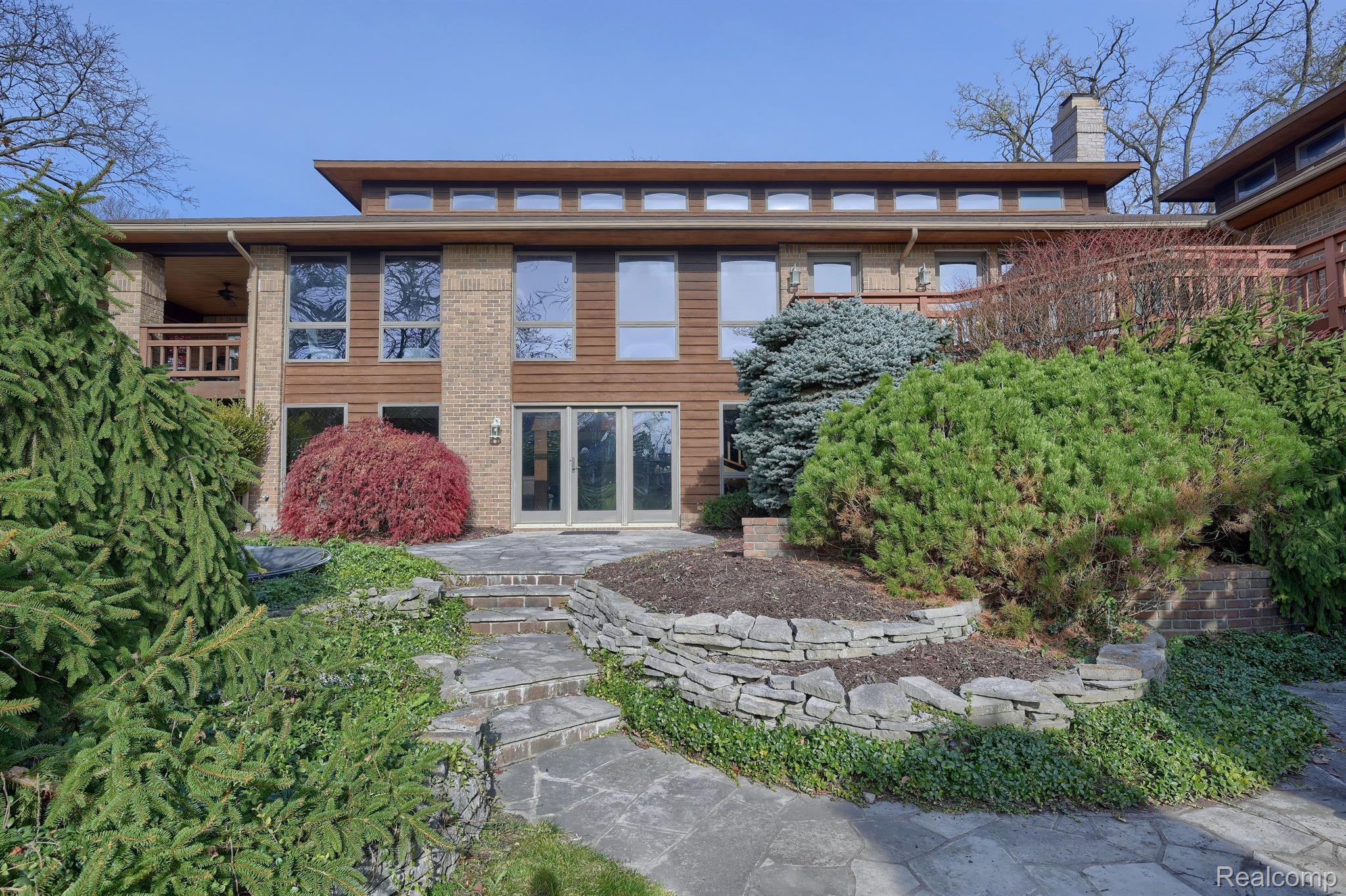 32781 W Eleven Mile Road