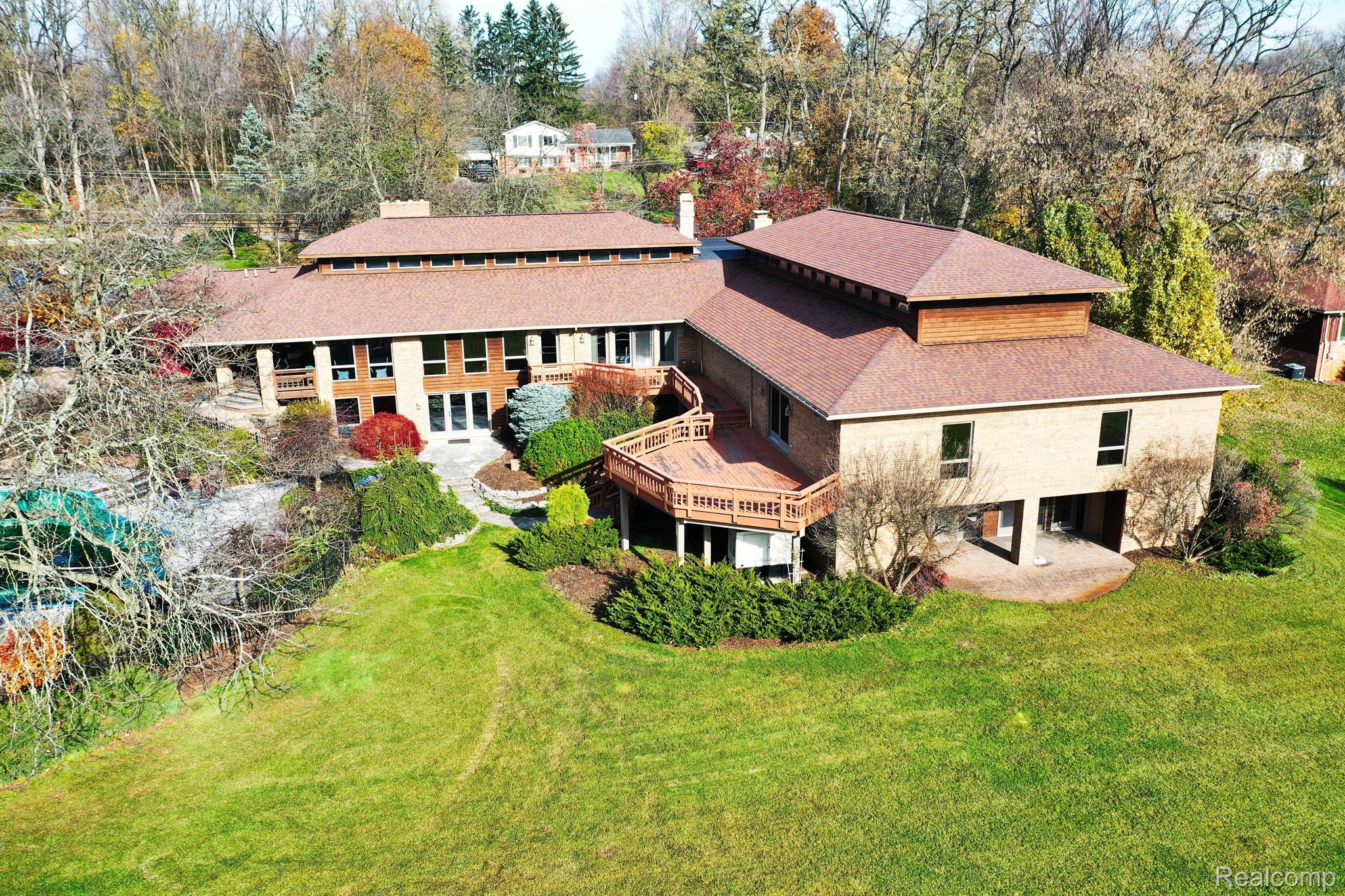 32781 W Eleven Mile Road