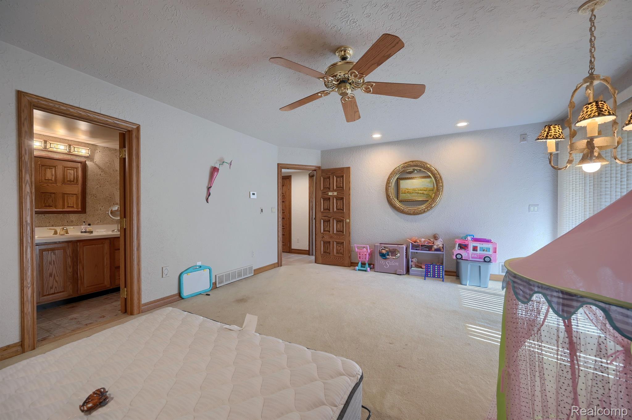 32781 W Eleven Mile Road