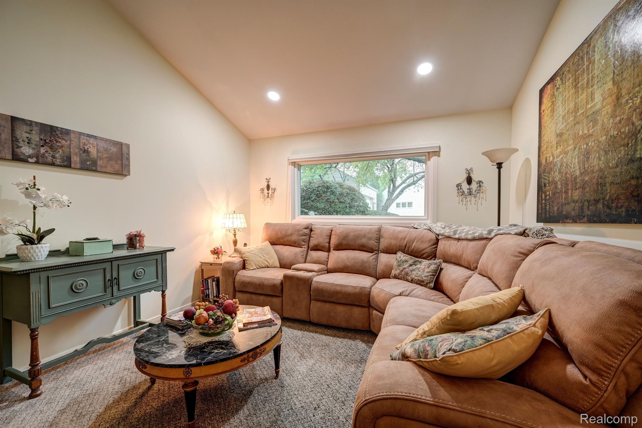 5272 SIMPSON LAKE Road