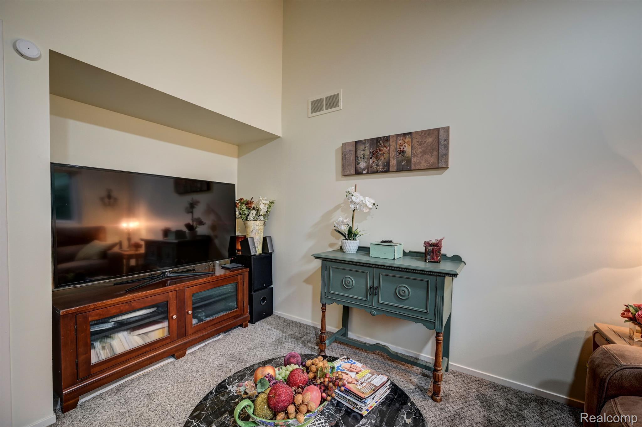 5272 SIMPSON LAKE Road