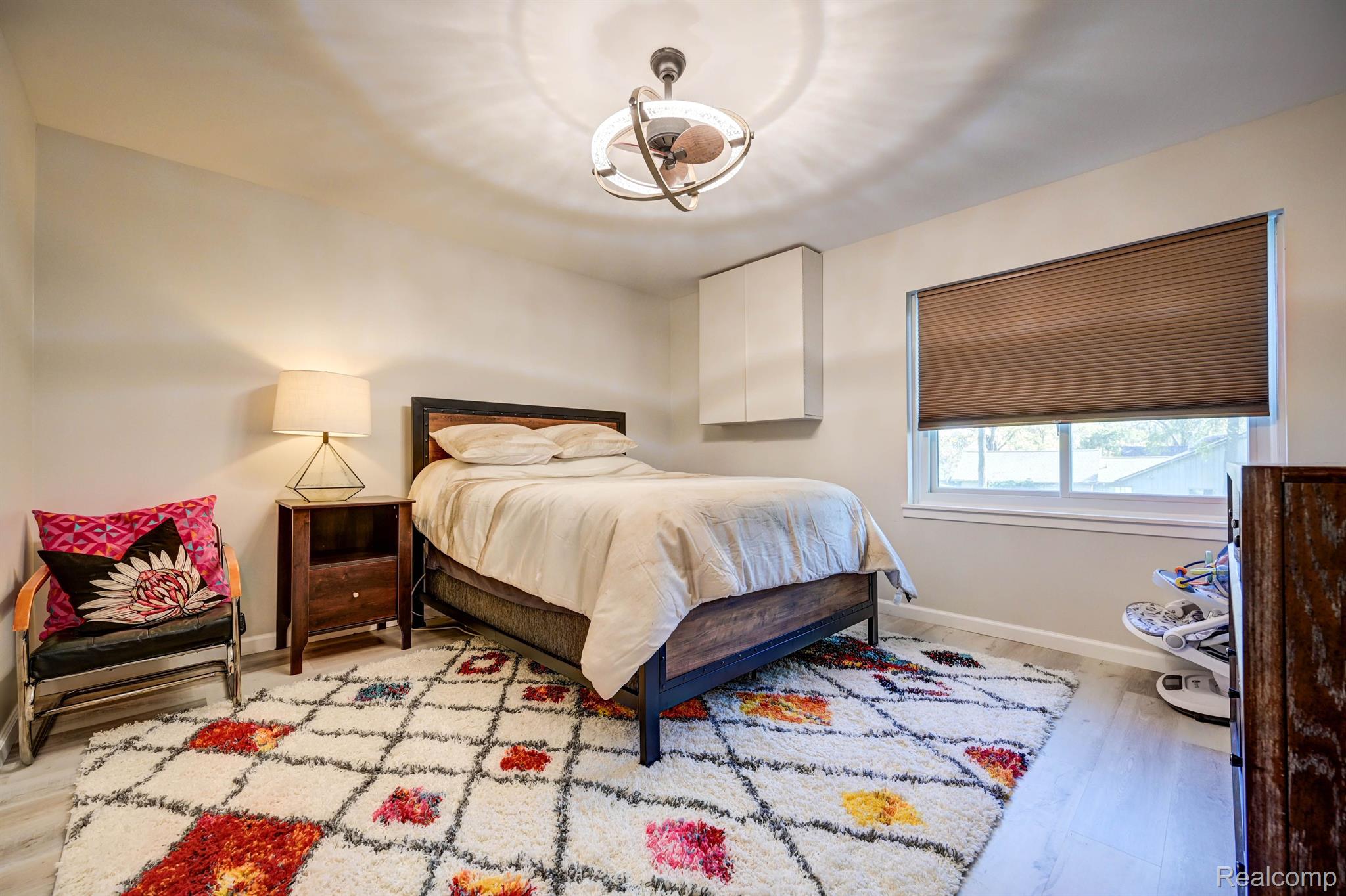 2295 CAMEO LAKE