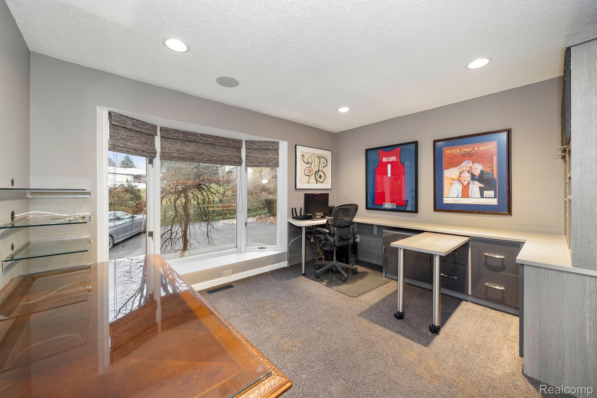 1725 LONG LAKE SHORE Drive