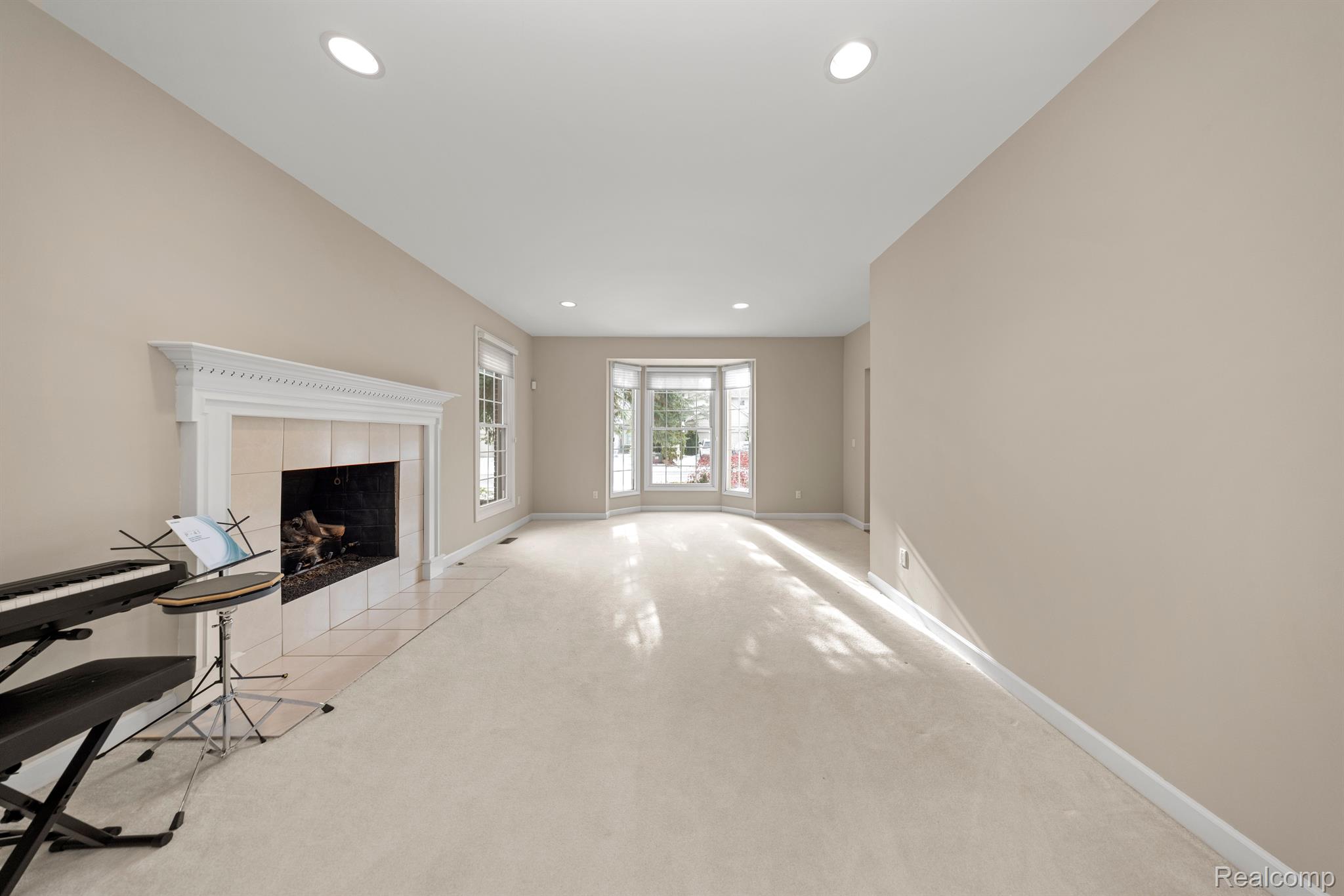 1048 GLENWOOD