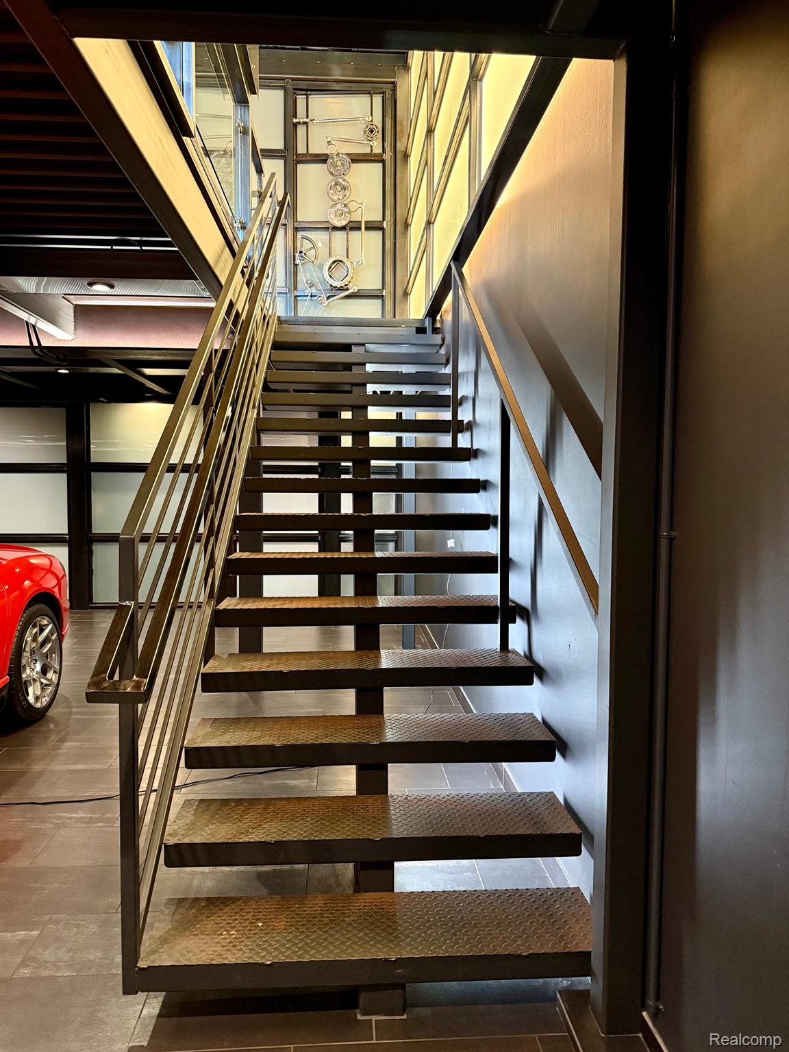 134 W SPEED Way