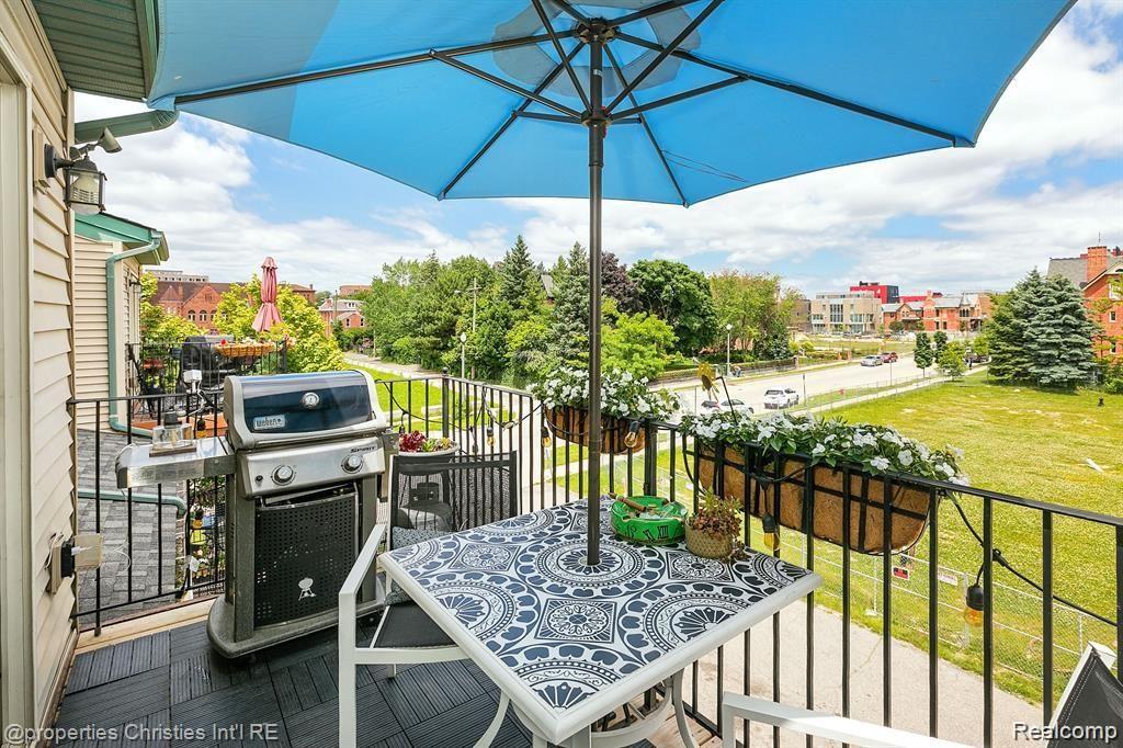 2662 WOODWARD Avenue 64