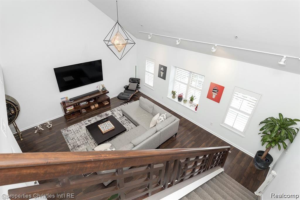 2662 WOODWARD Avenue 64