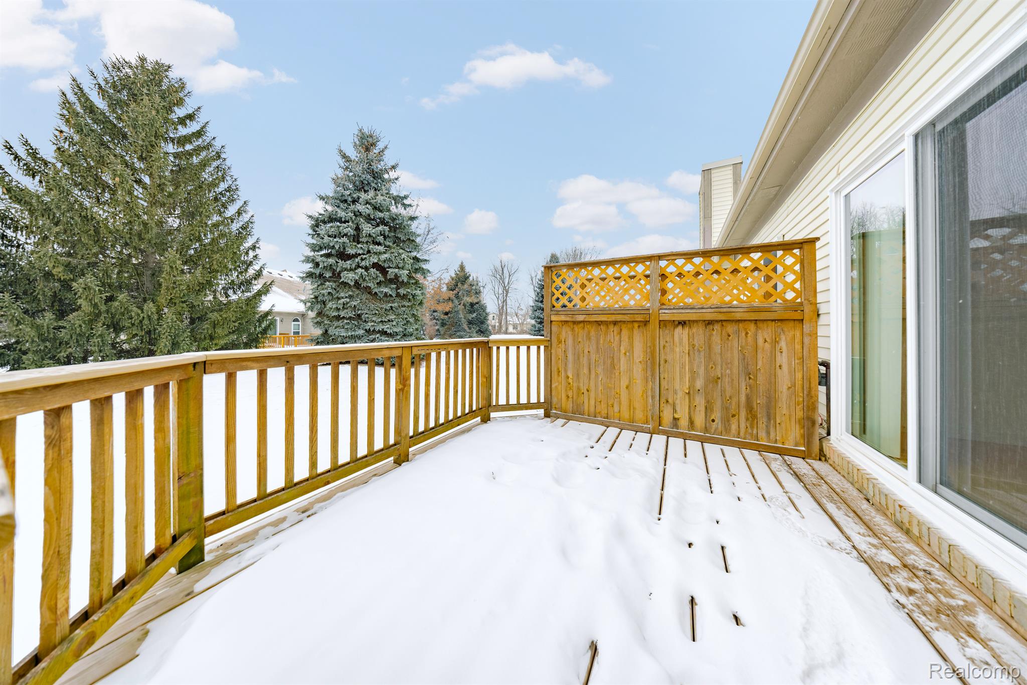 165 WINDING Brook