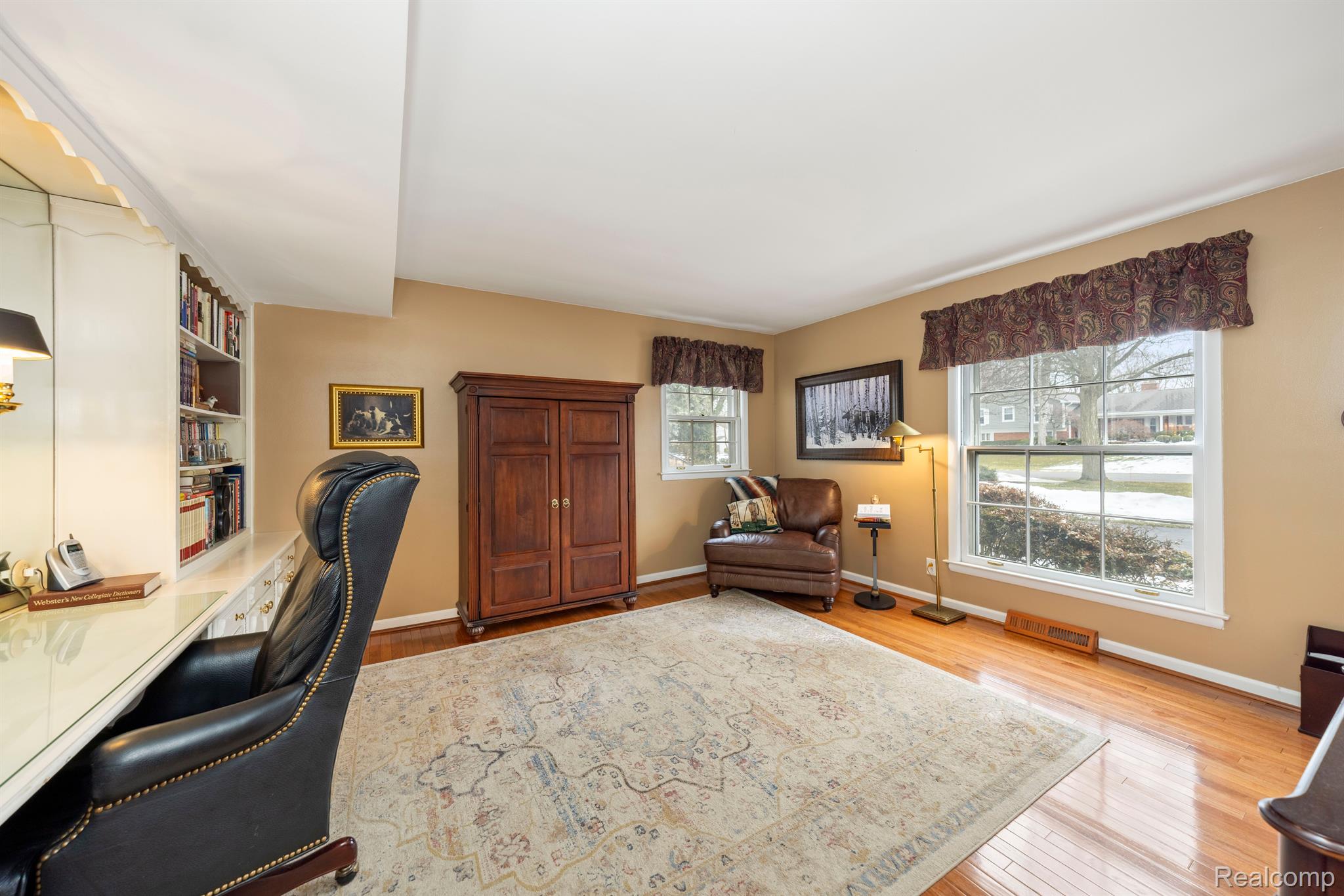 539 WHITEHALL Road