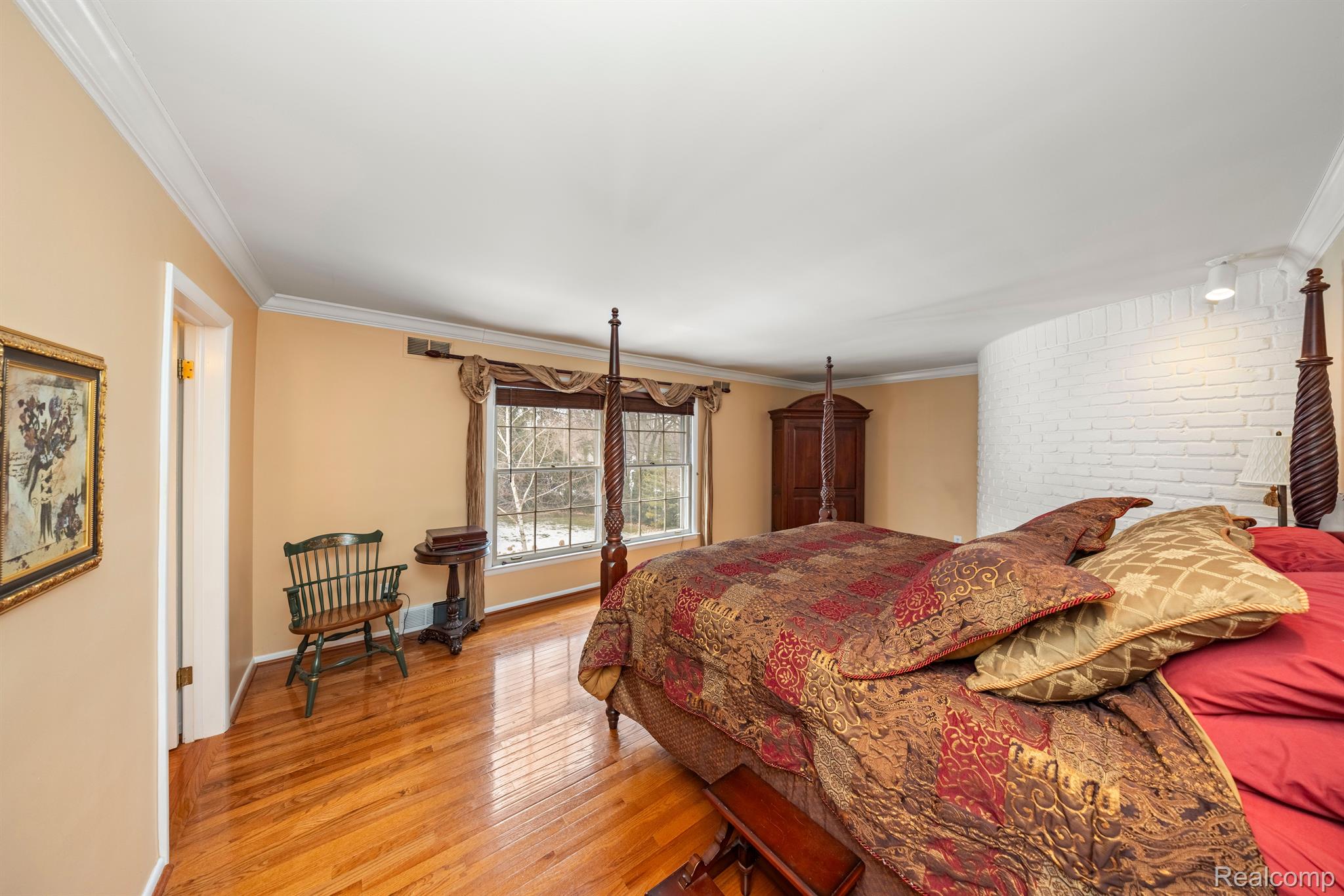 539 WHITEHALL Road