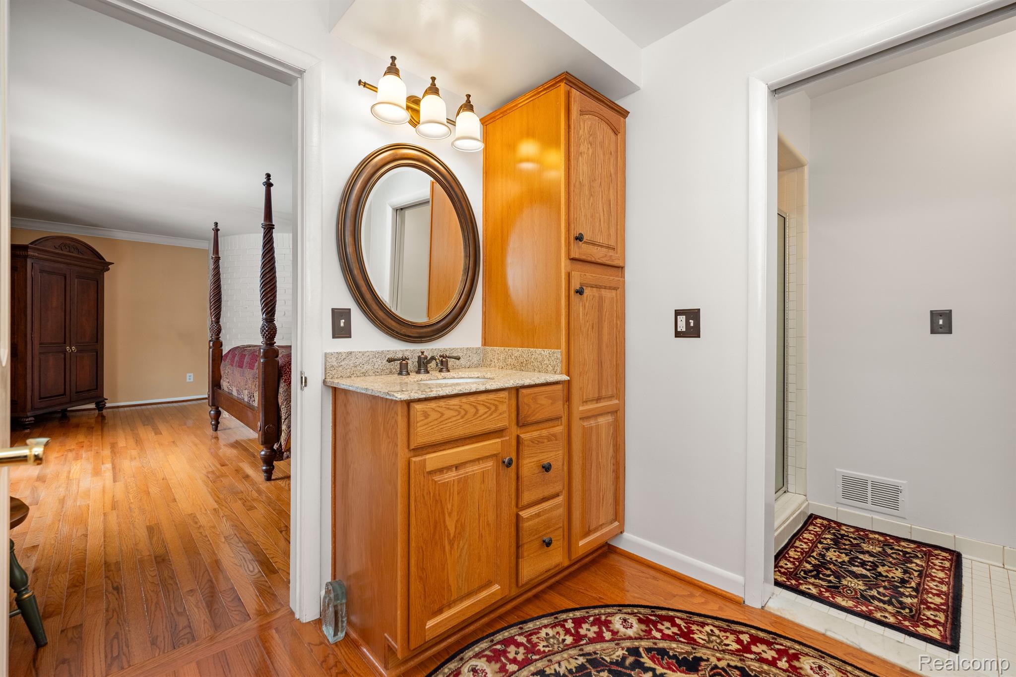 539 WHITEHALL Road