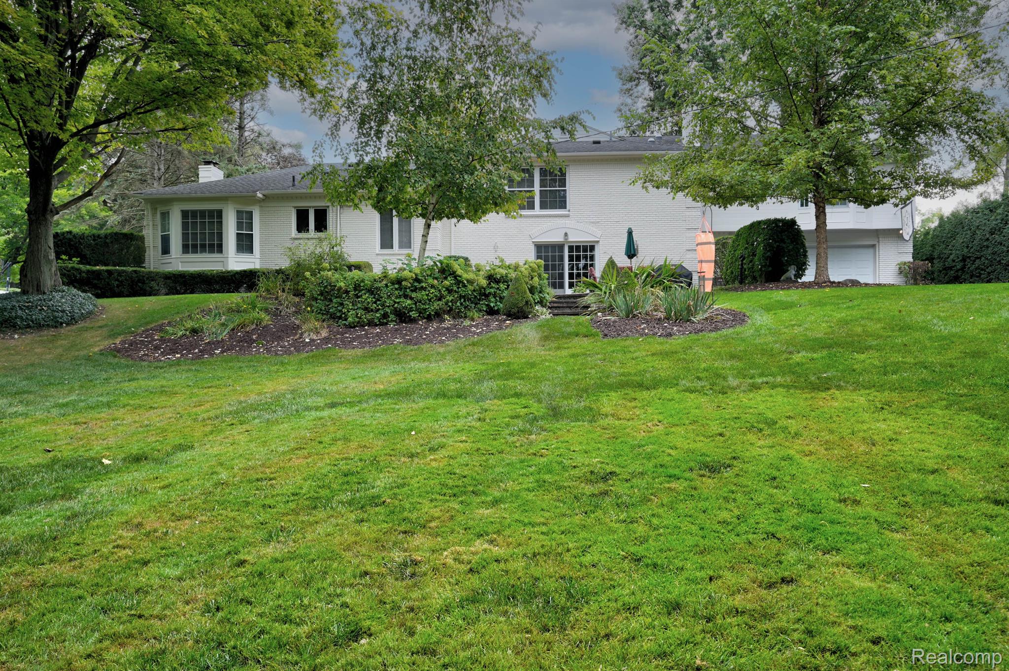 539 WHITEHALL Road