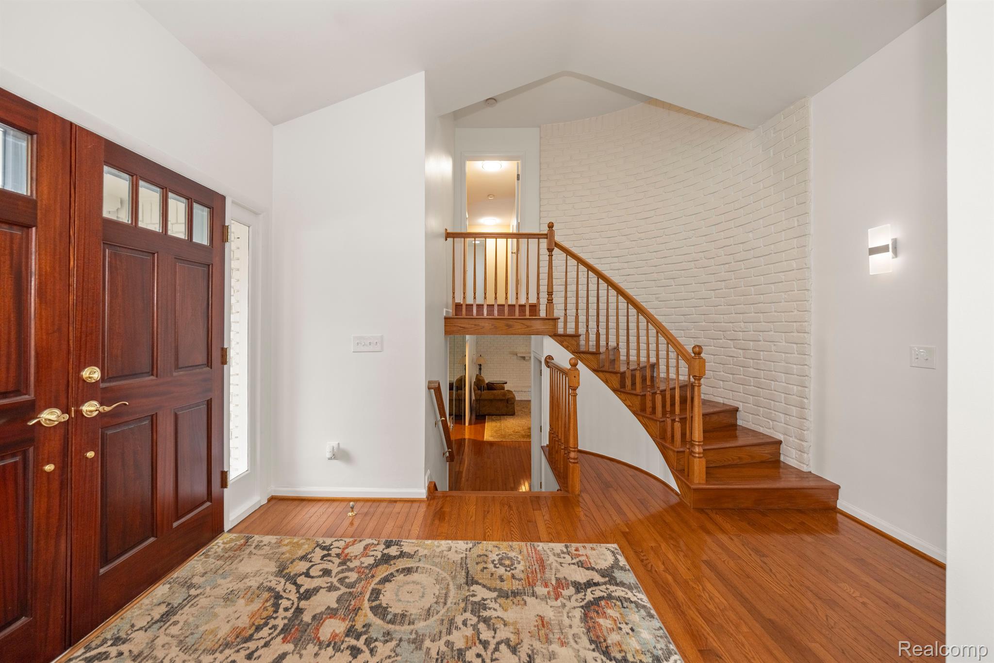 539 WHITEHALL Road