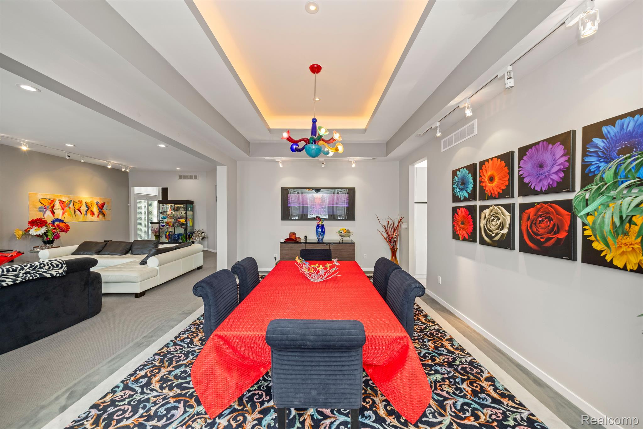 4907 PEGGY Street
