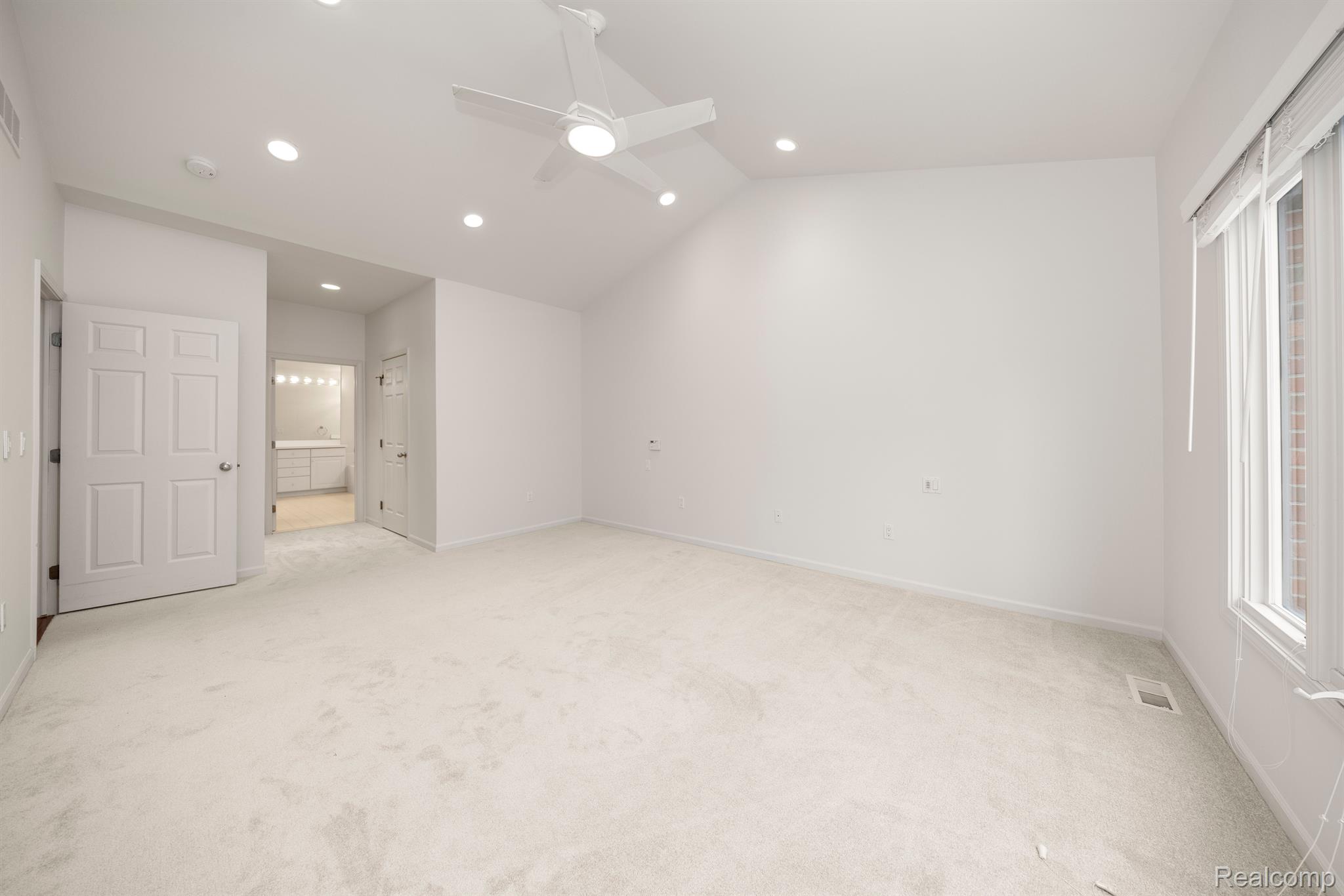 7258 CRACKLING CREEK Circle