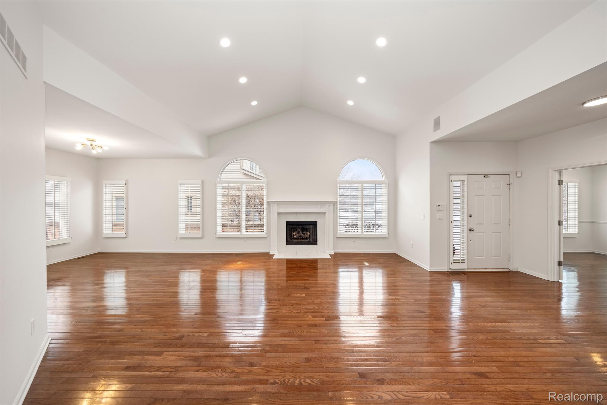 7258 CRACKLING CREEK Circle