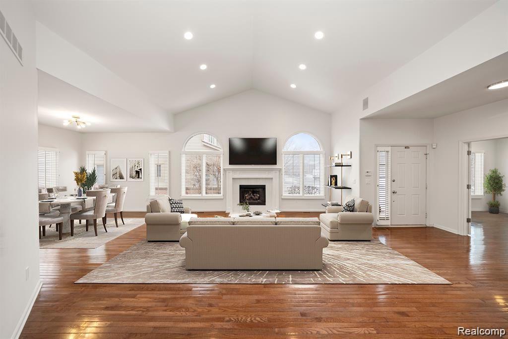 7258 CRACKLING CREEK Circle