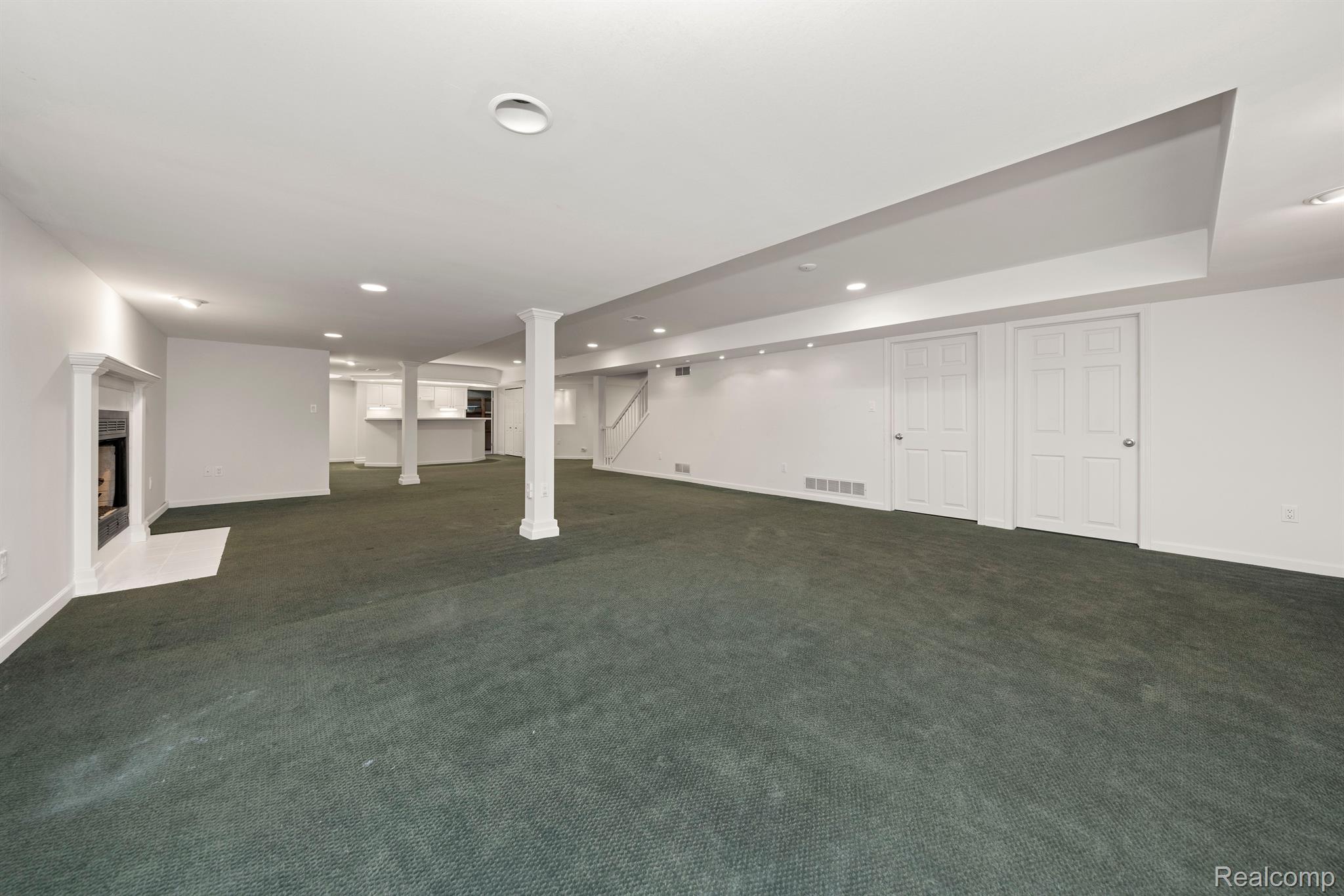 7258 CRACKLING CREEK Circle