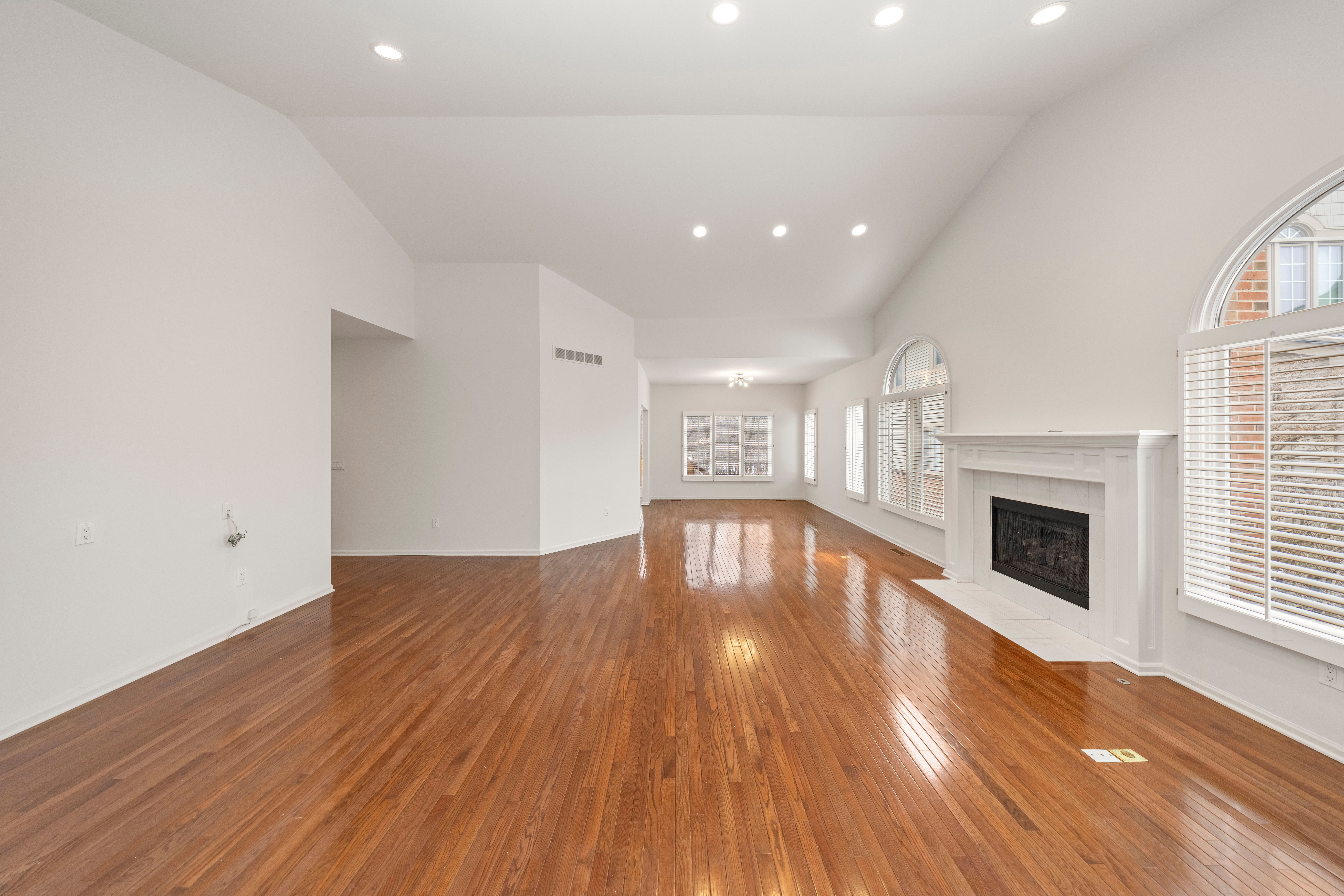 7258 CRACKLING CREEK Circle