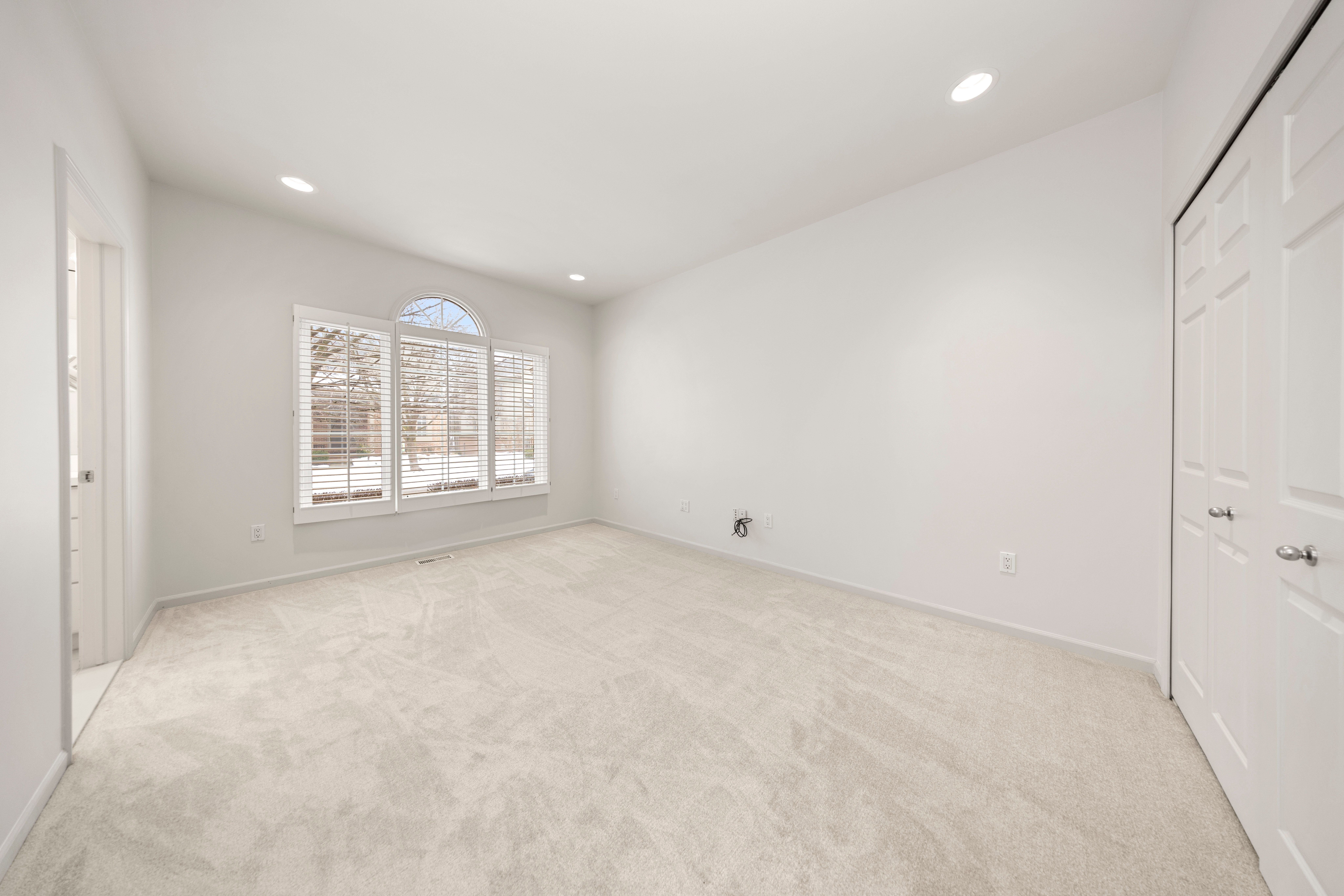 7258 CRACKLING CREEK Circle