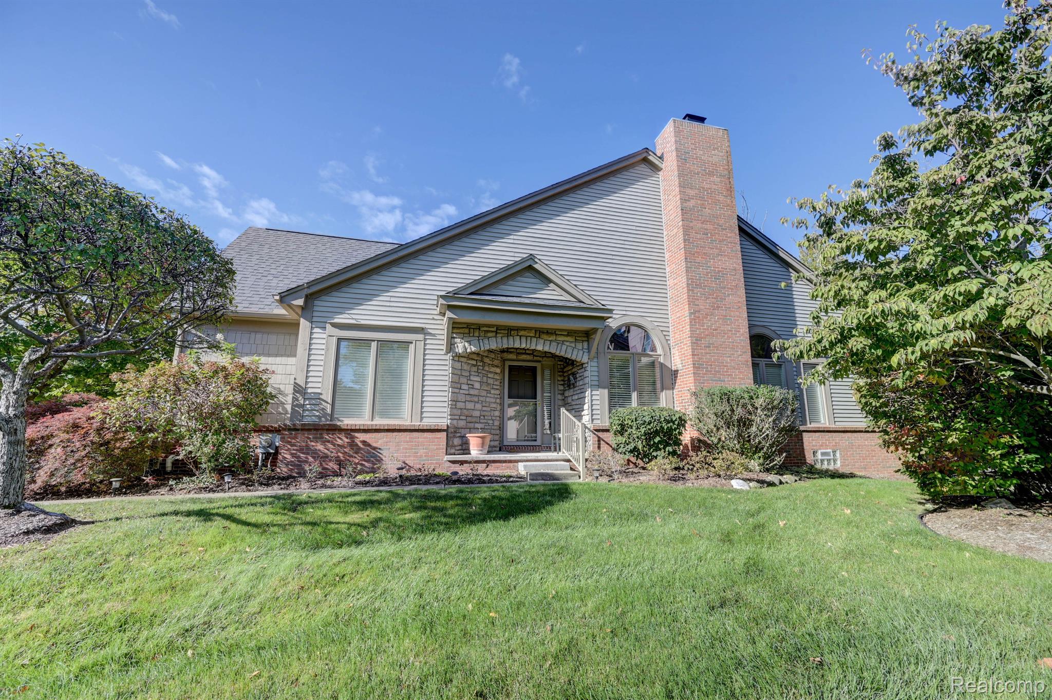7258 CRACKLING CREEK Circle