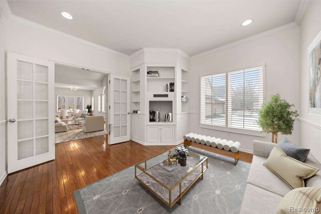 7258 CRACKLING CREEK Circle