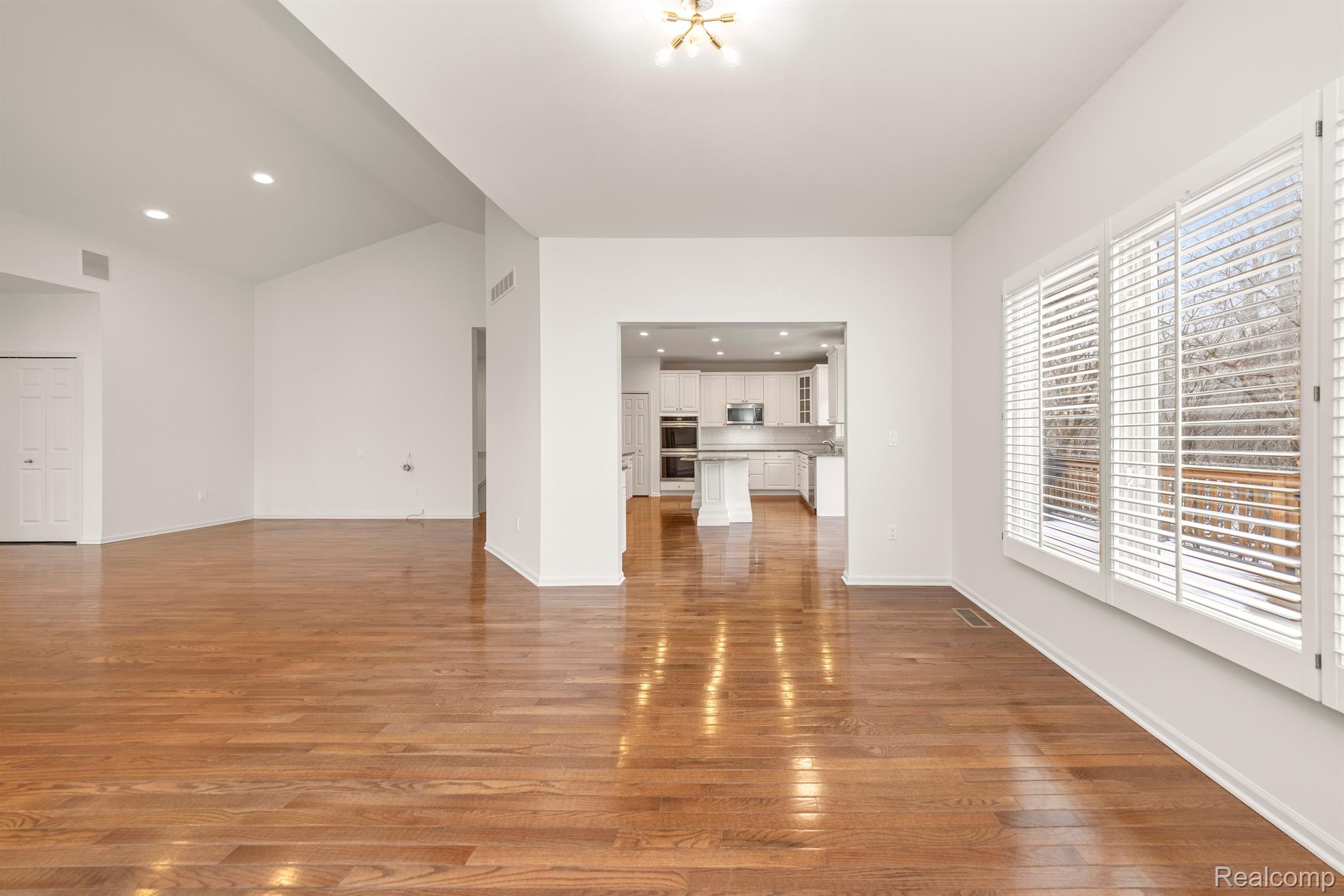 7258 CRACKLING CREEK Circle