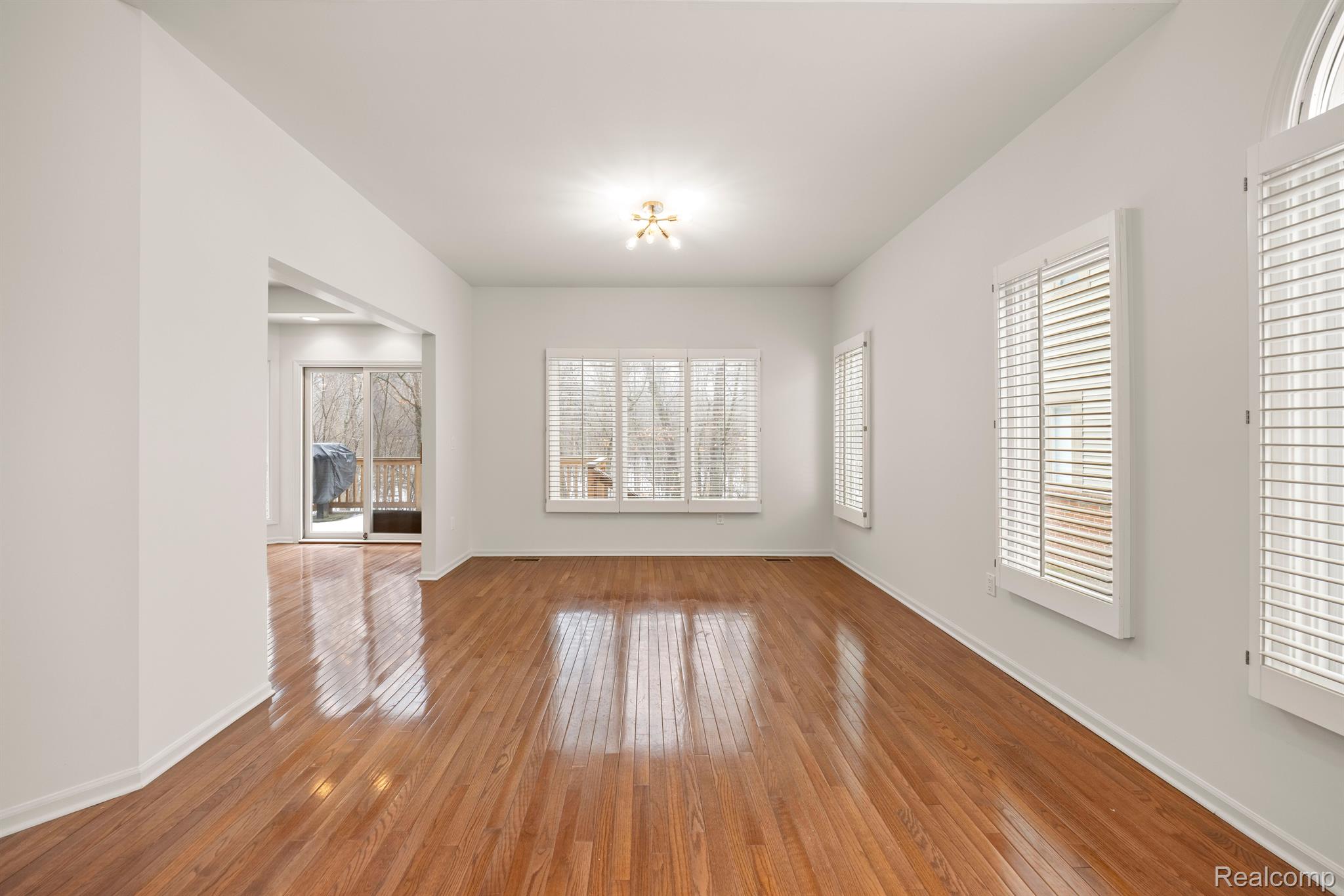 7258 CRACKLING CREEK Circle