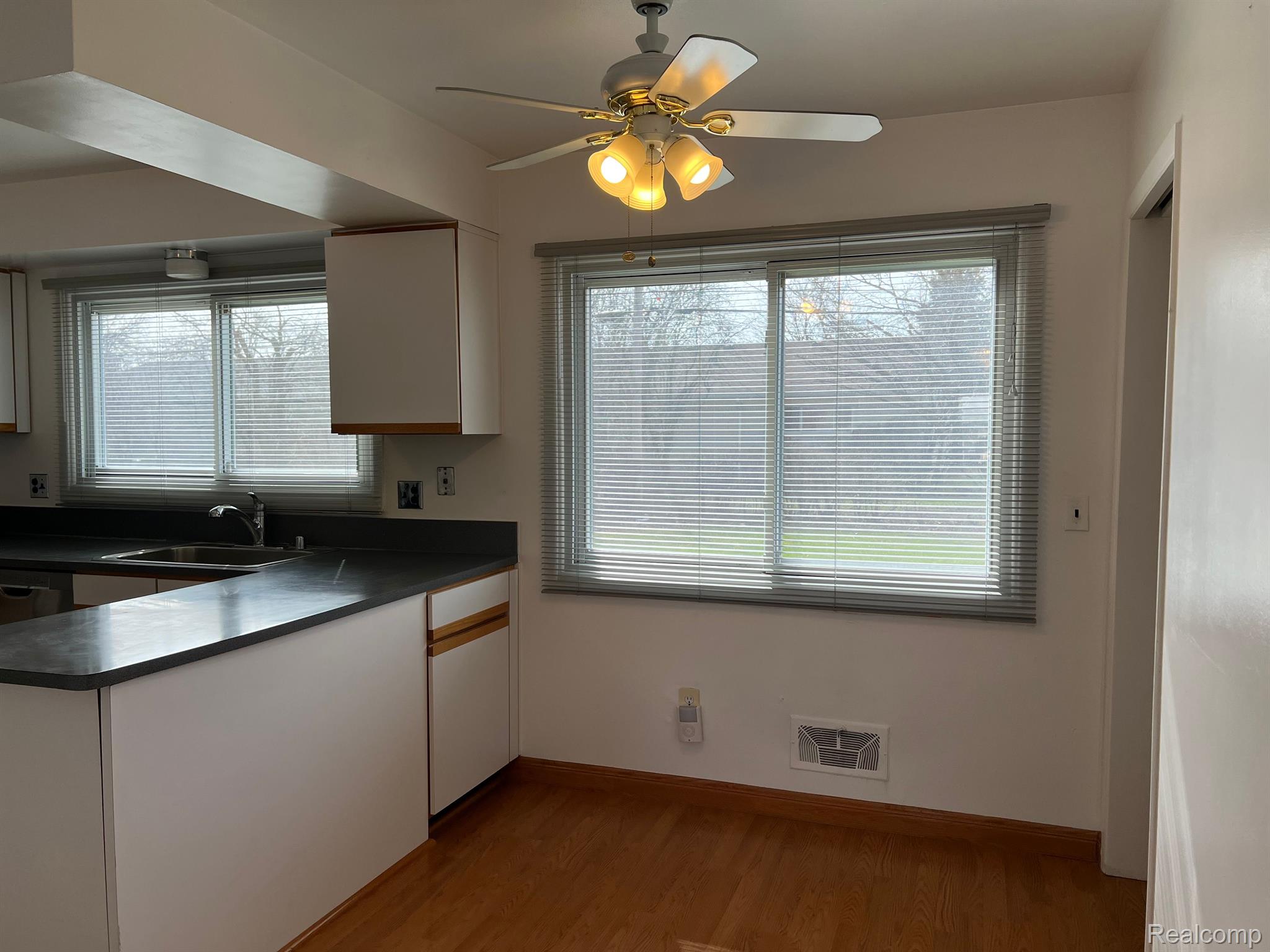 27099 MARSHALL Street