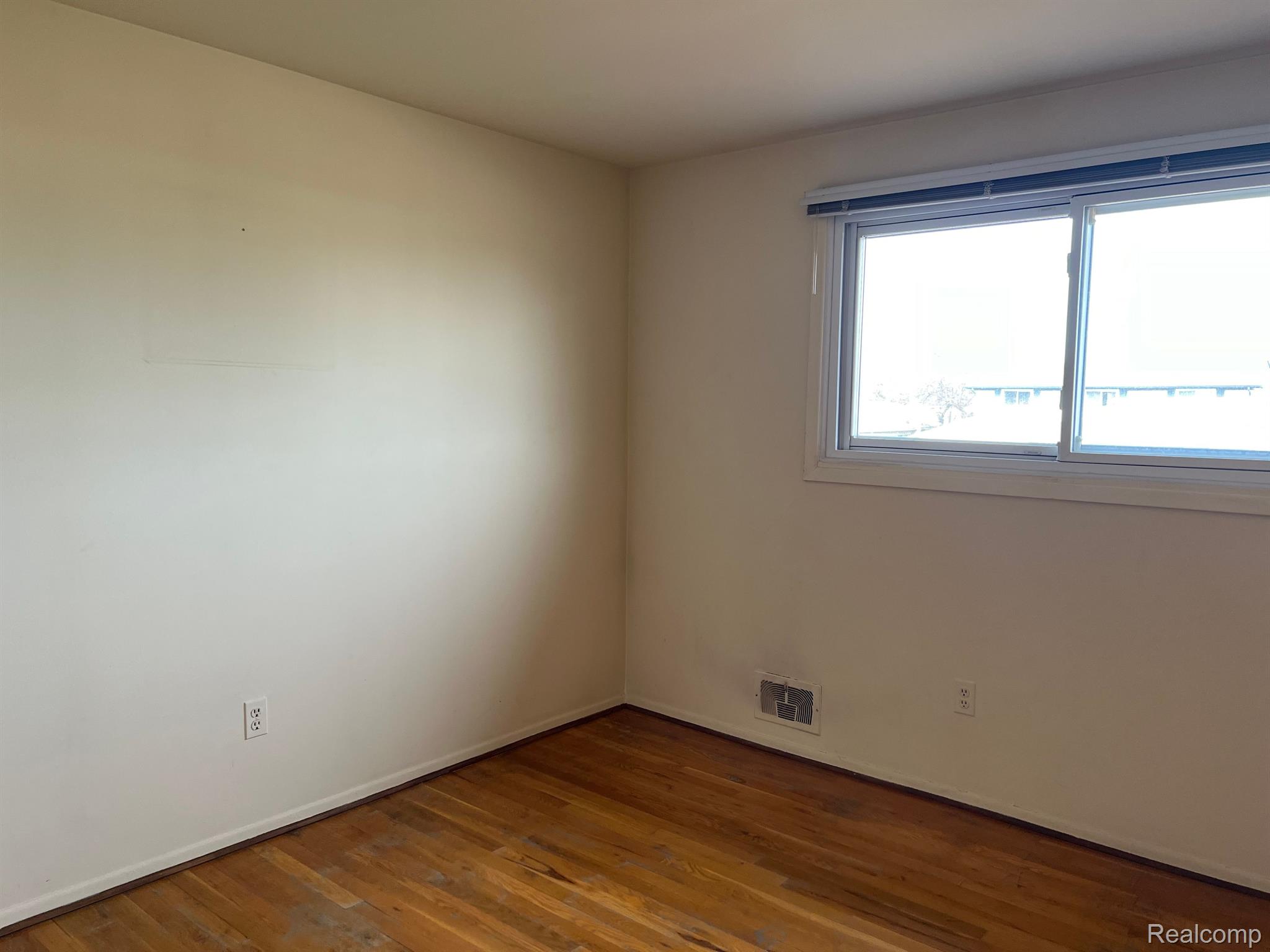 27099 MARSHALL Street