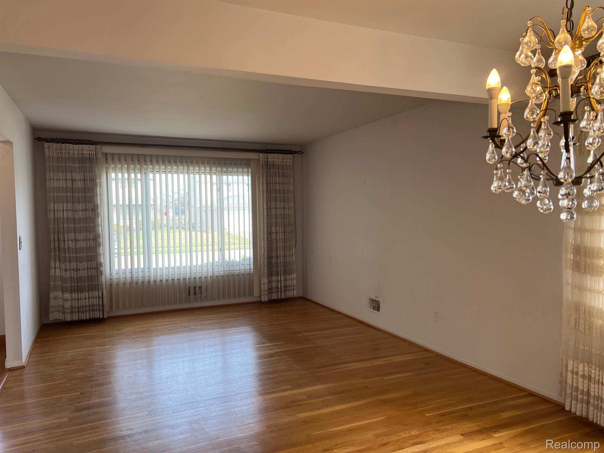 27099 MARSHALL Street