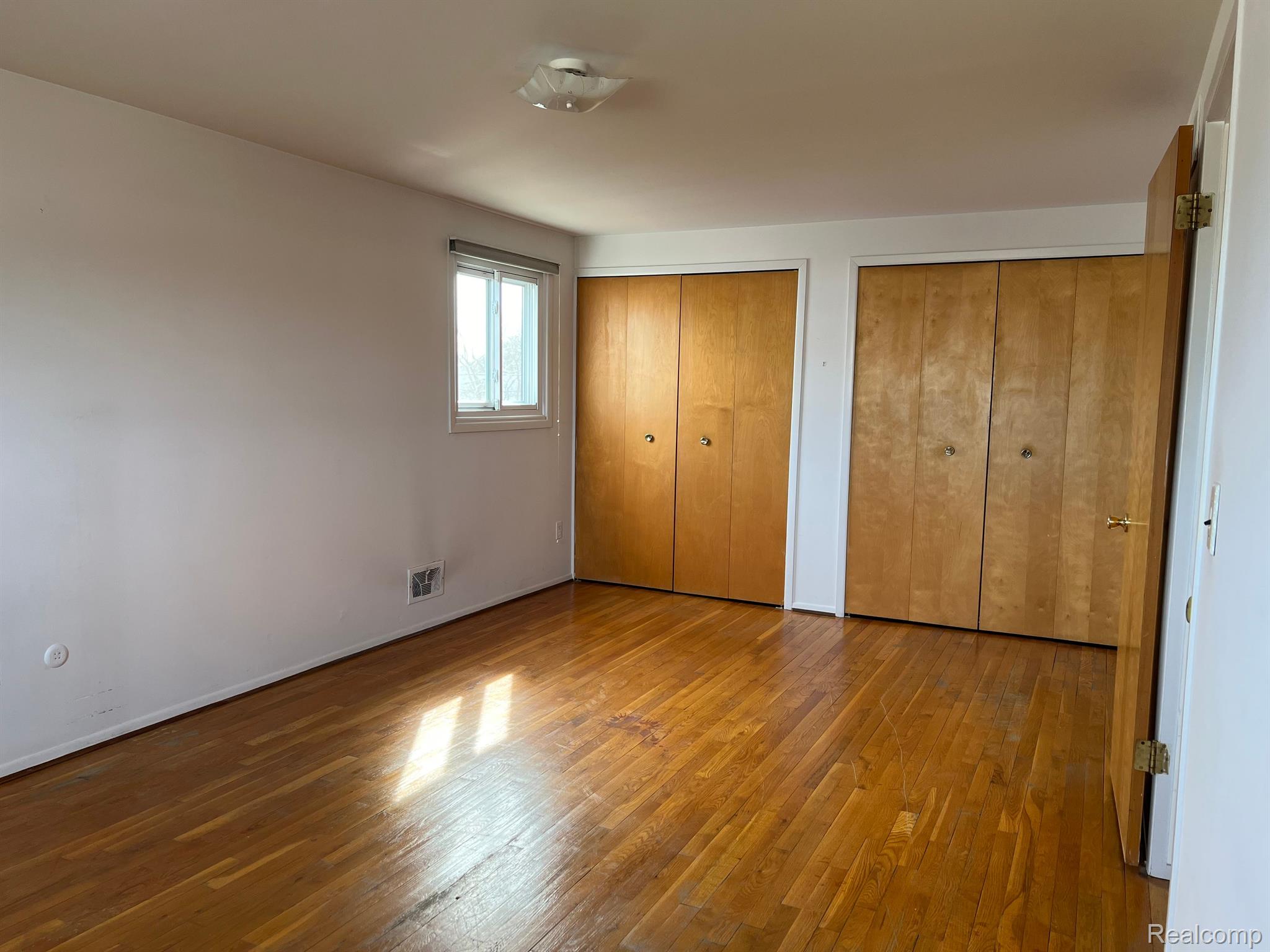 27099 MARSHALL Street